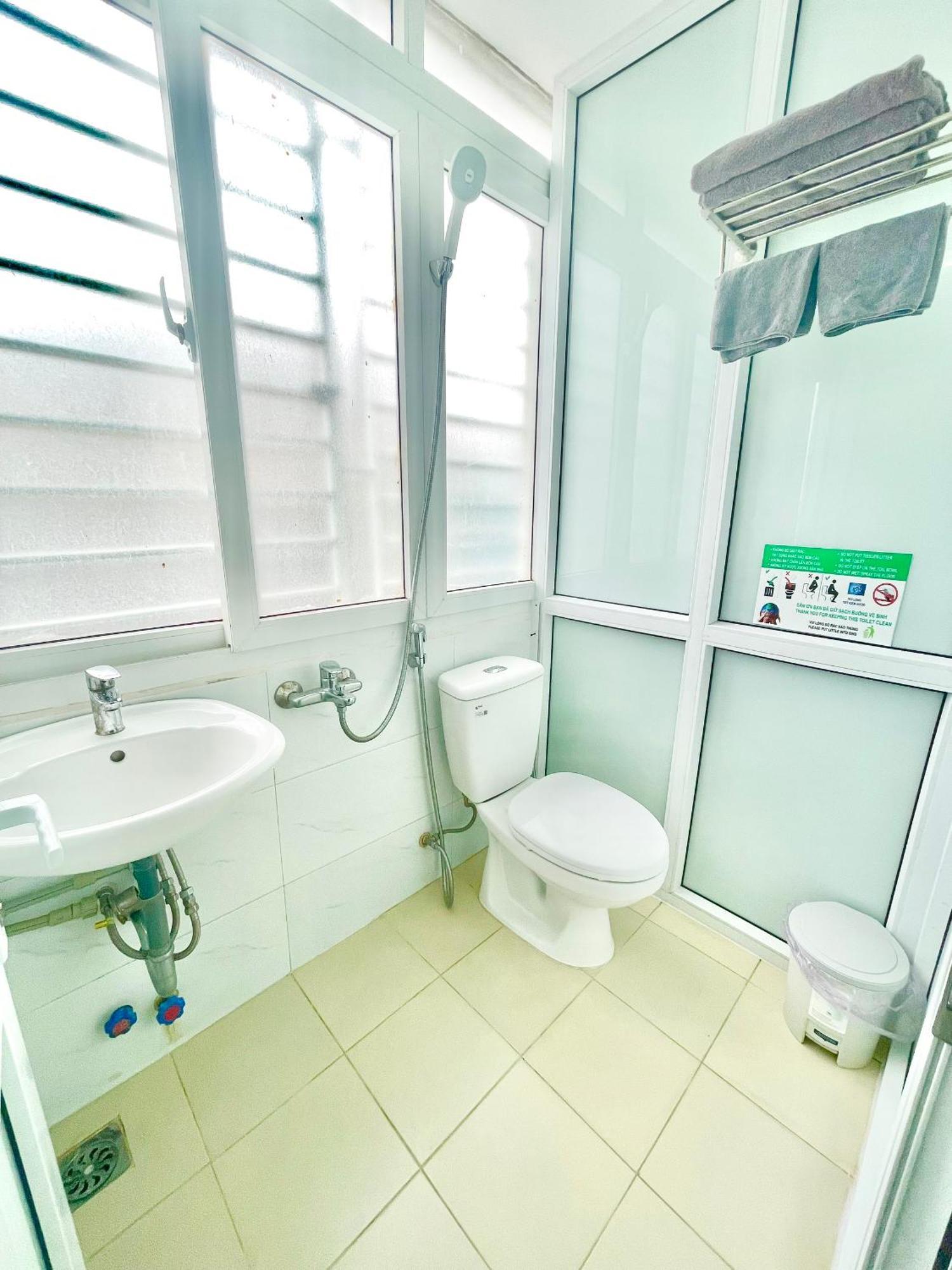 3 Bedrooms With Lots Of Natural Light, Old Quarter Hanoi
