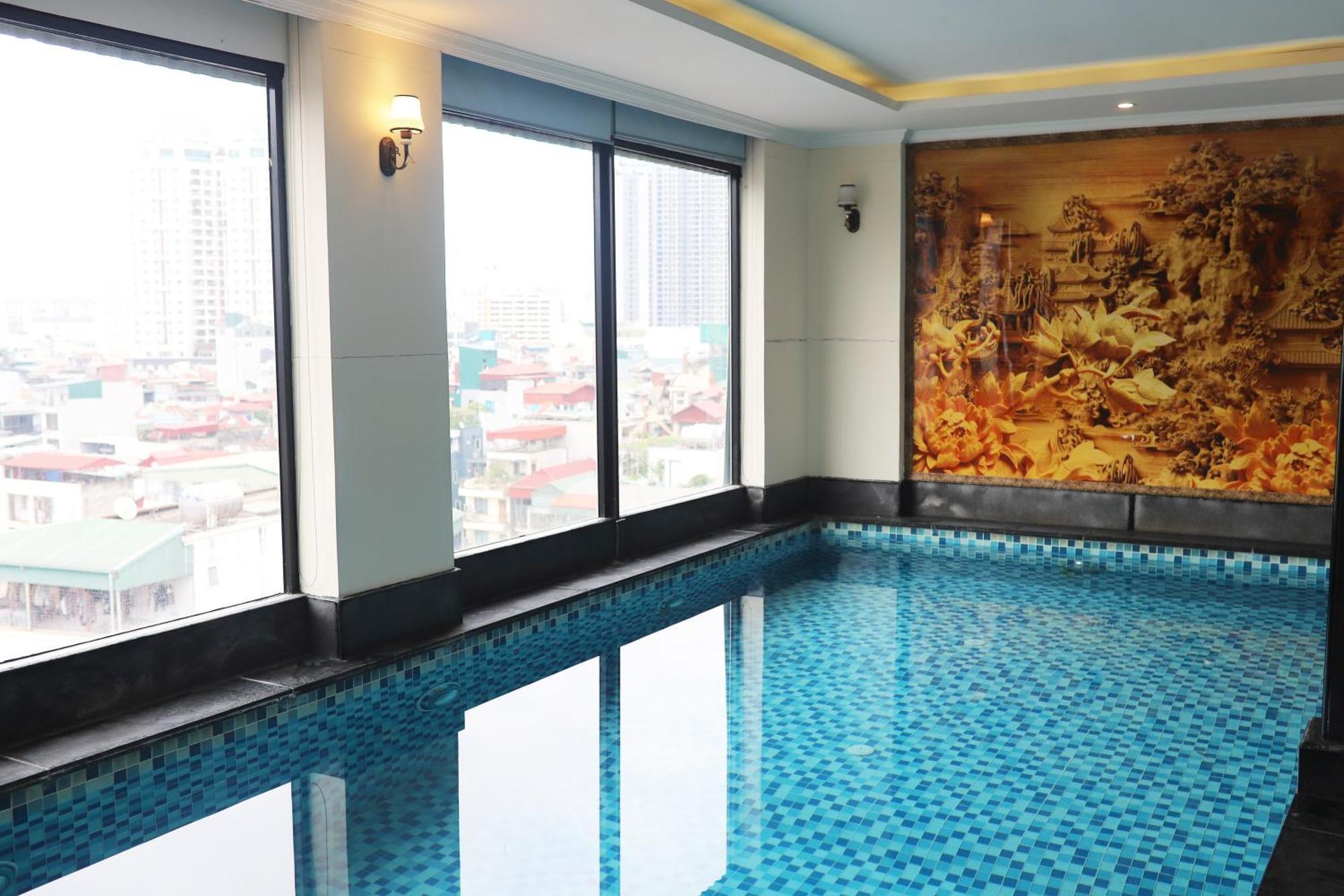 Luxe Paradise Dich Vong Hau