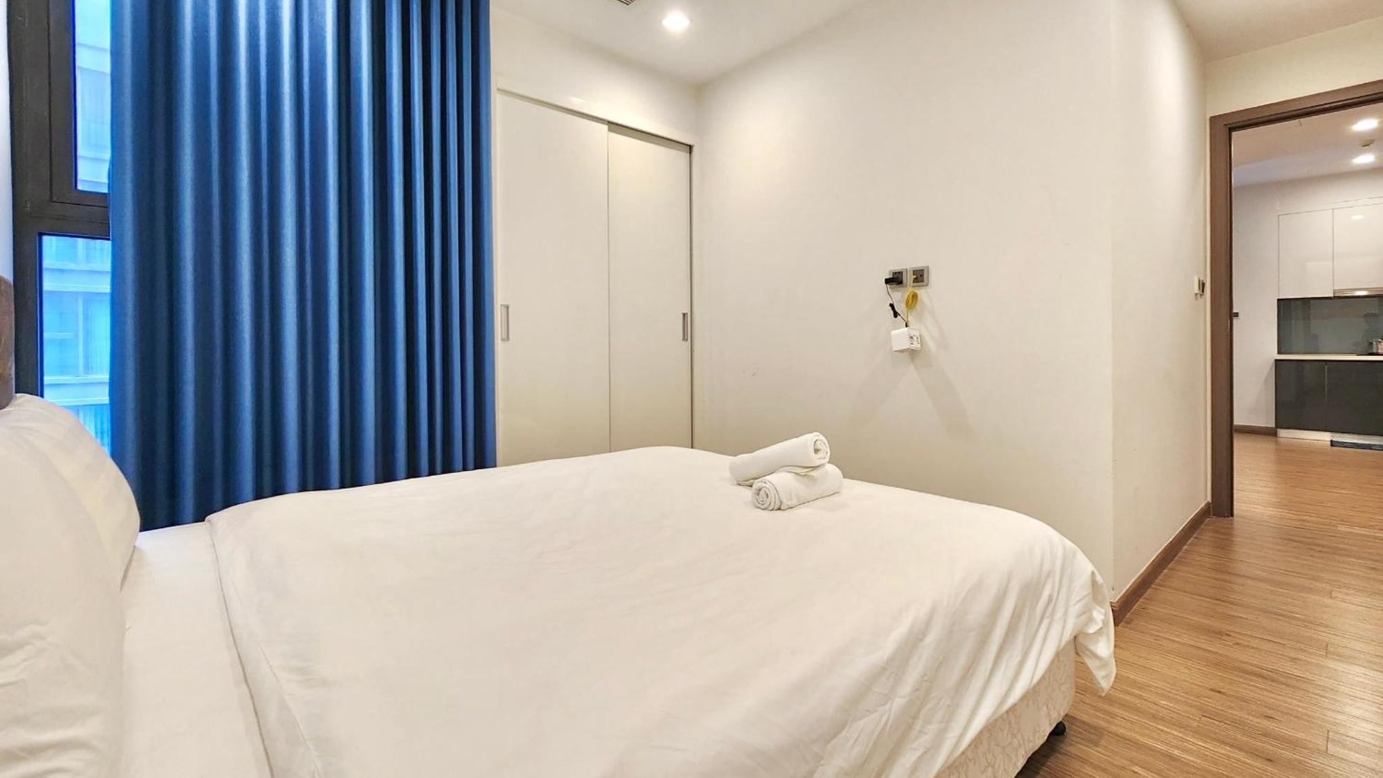 Apartment Vinhomes Metropolis *