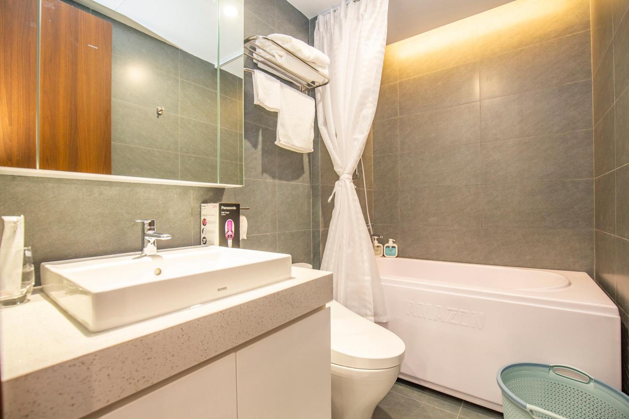 Sumitomo 15 Apartment-no 27 Lane 39 Linh Lang Street Hanoi