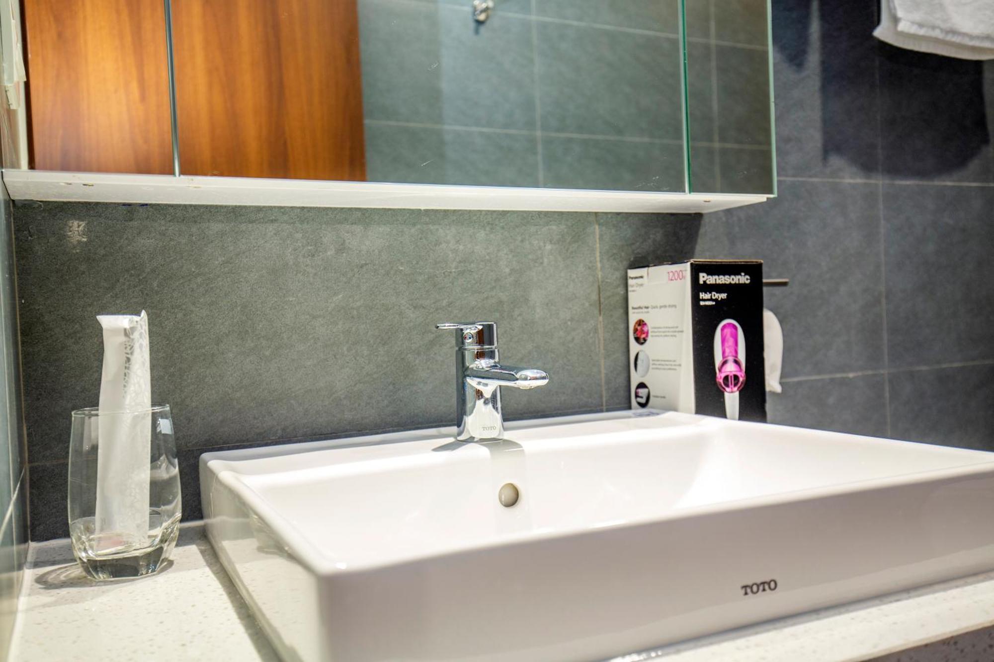 Sumitomo 15 Apartment-no 27 Lane 39 Linh Lang Street Hanoi