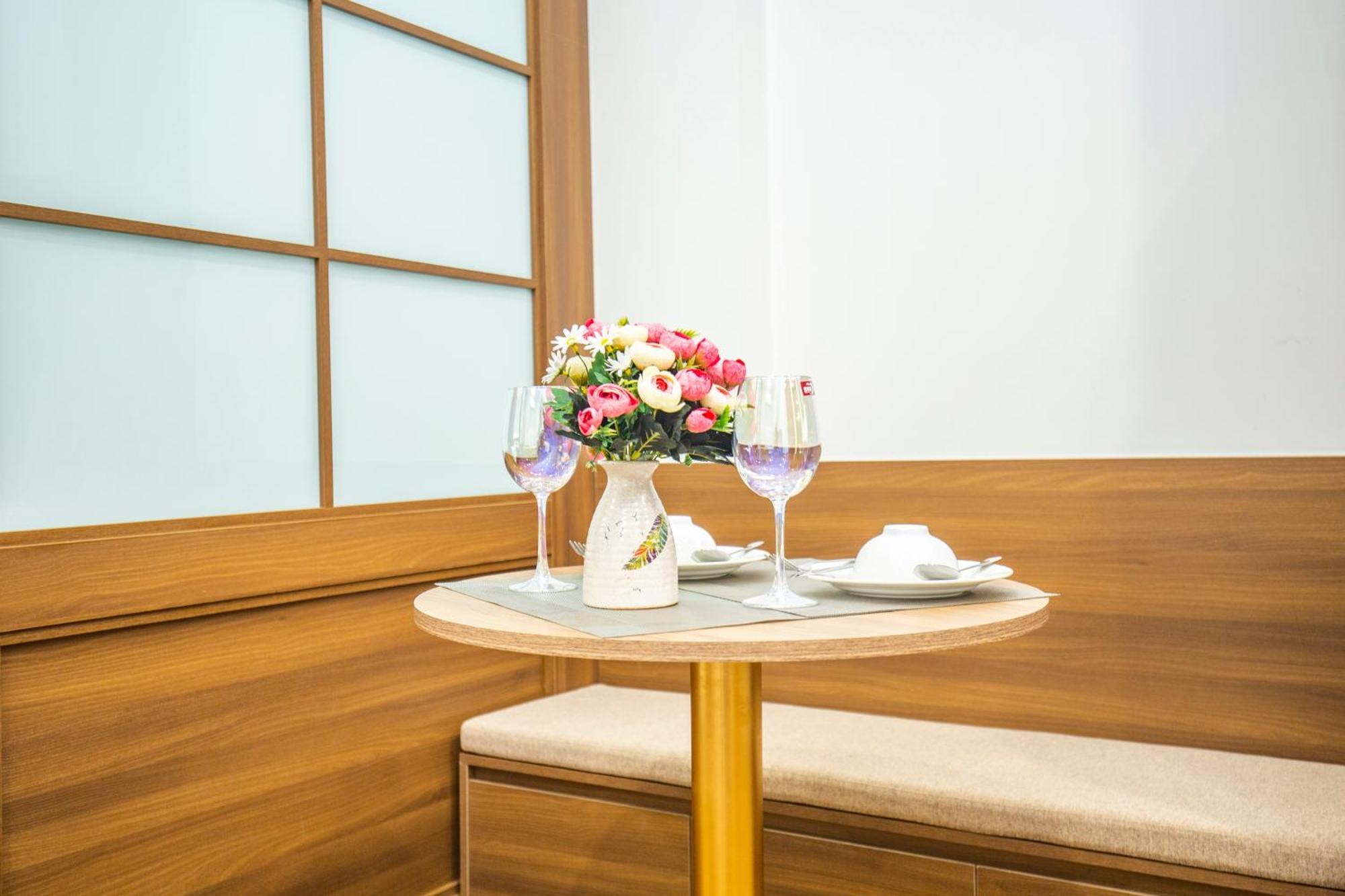 Sumitomo 15 Apartment-no 27 Lane 39 Linh Lang Street *