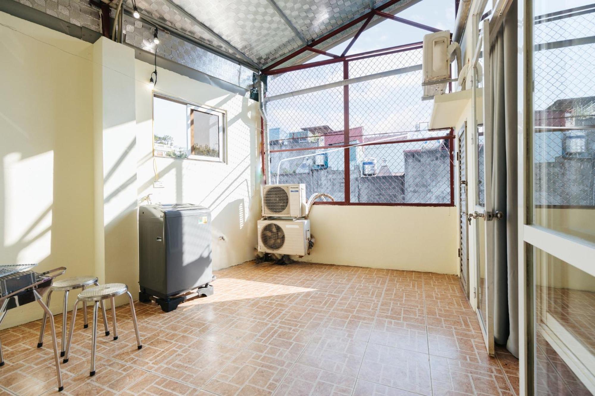 Apartment Near The Train Line,old Quarter, Bbq Large Terrace Hanoi