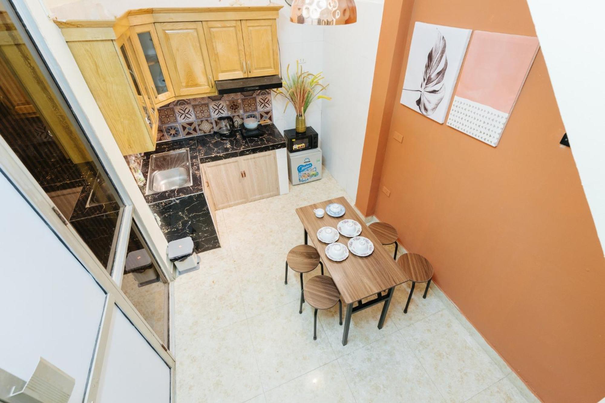 Near The Train Line,old Quarter, Bbq Large Terrace Apartment Hanoi