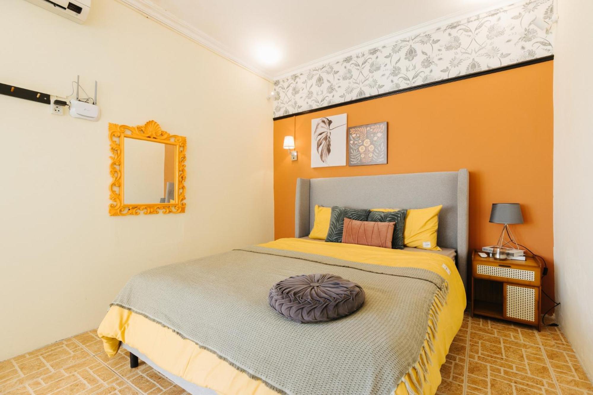 Apartment Near The Train Line,old Quarter, Bbq Large Terrace Hanoi