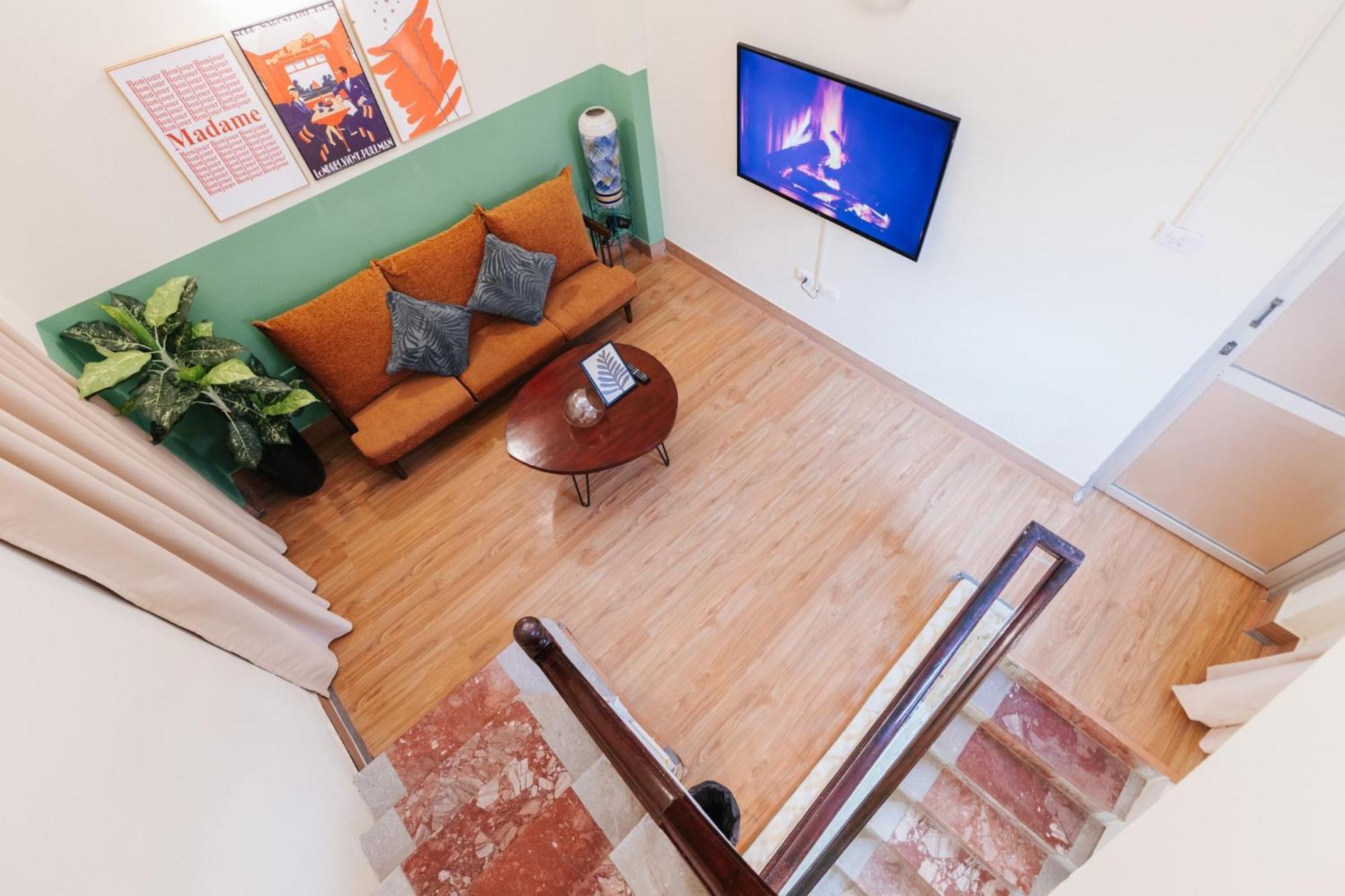 Apartment Near The Train Line,old Quarter, Bbq Large Terrace *