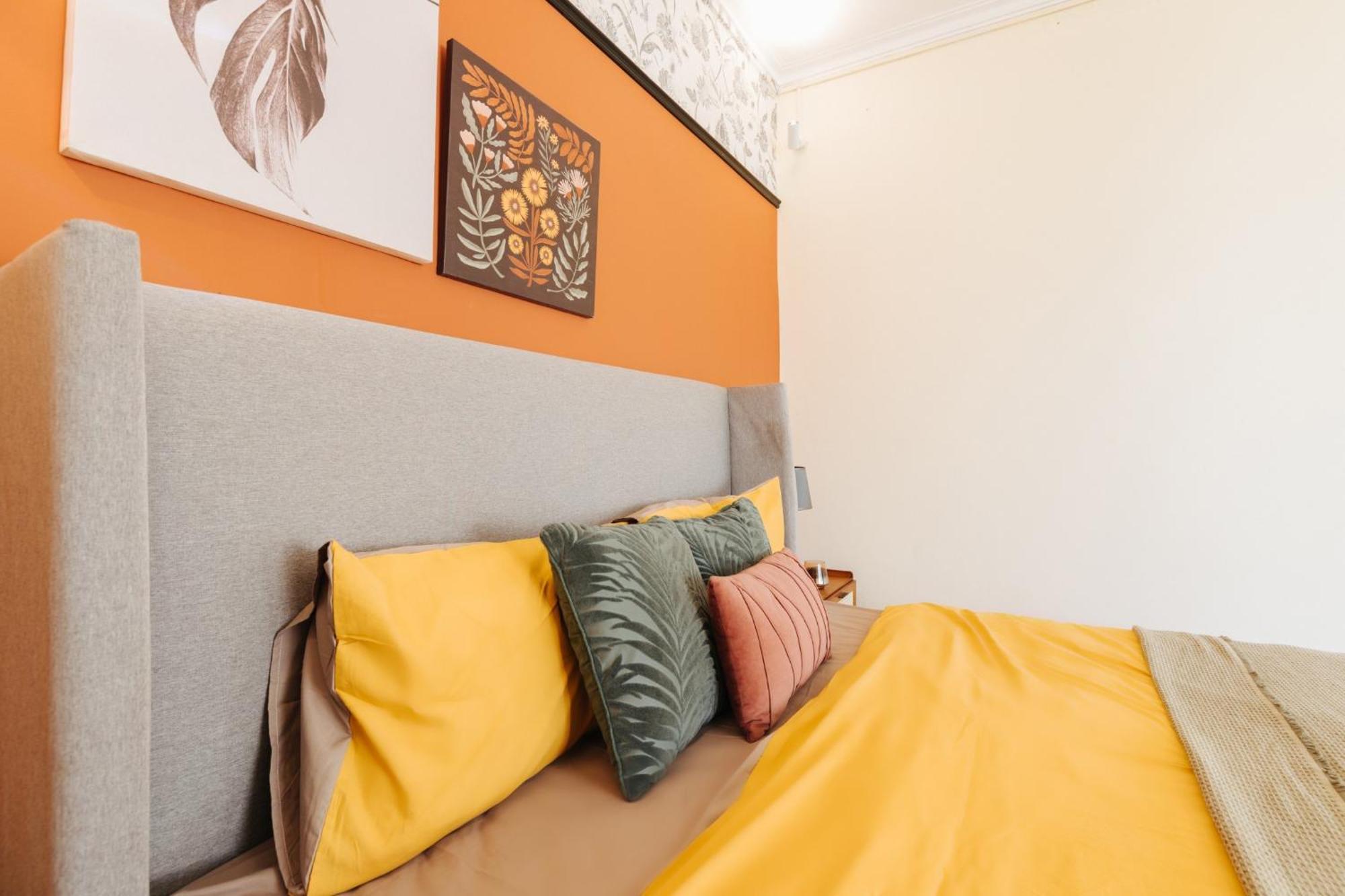 Apartment Near The Train Line,old Quarter, Bbq Large Terrace Hanoi