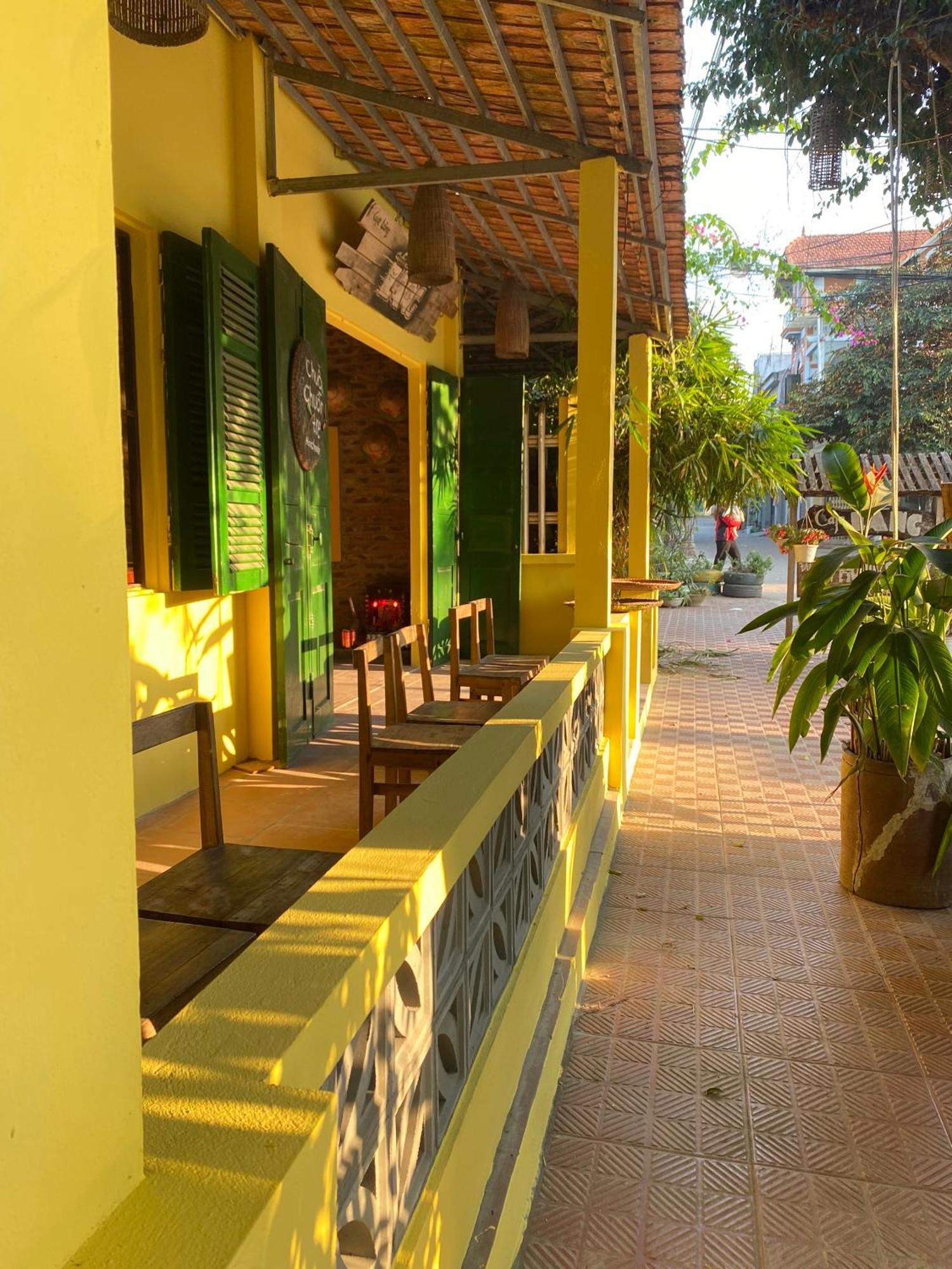 Elephant's House - Duong Lam * Hanoi