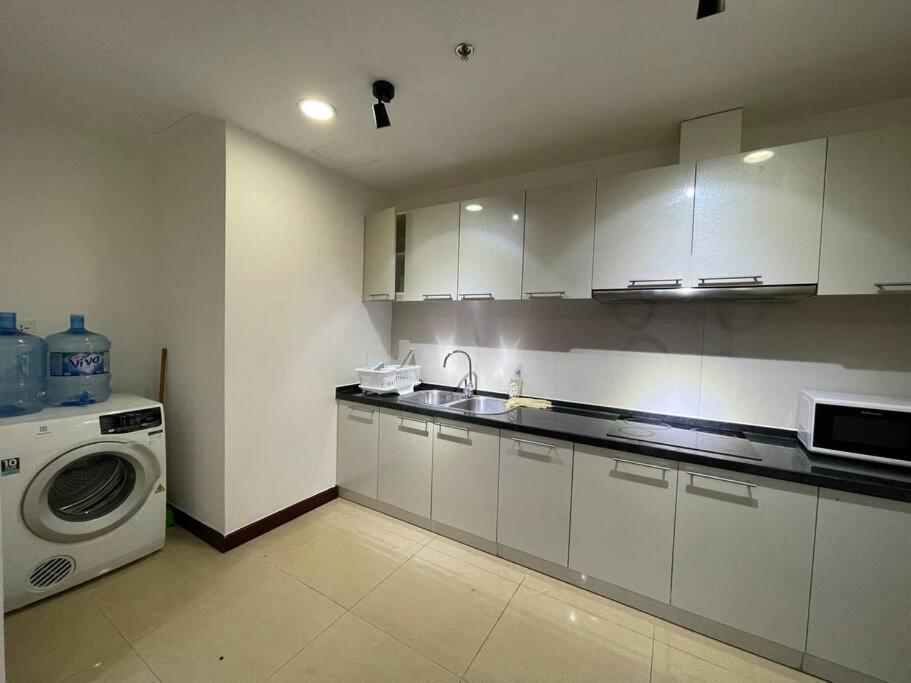 Vinhomes Royal 3 Bedrooms * Hanoi