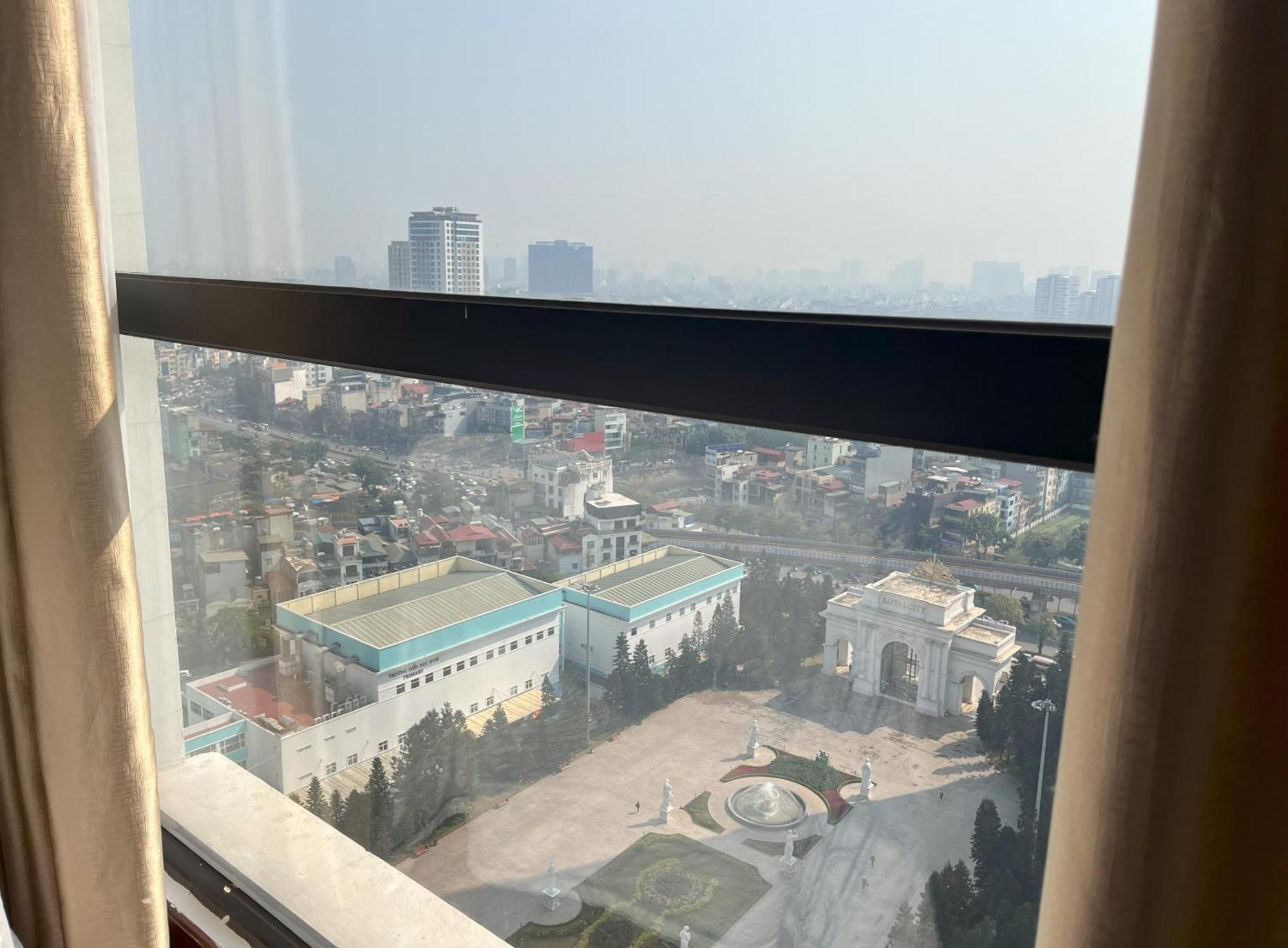 Vinhomes Royal 3 Bedrooms * Hanoi