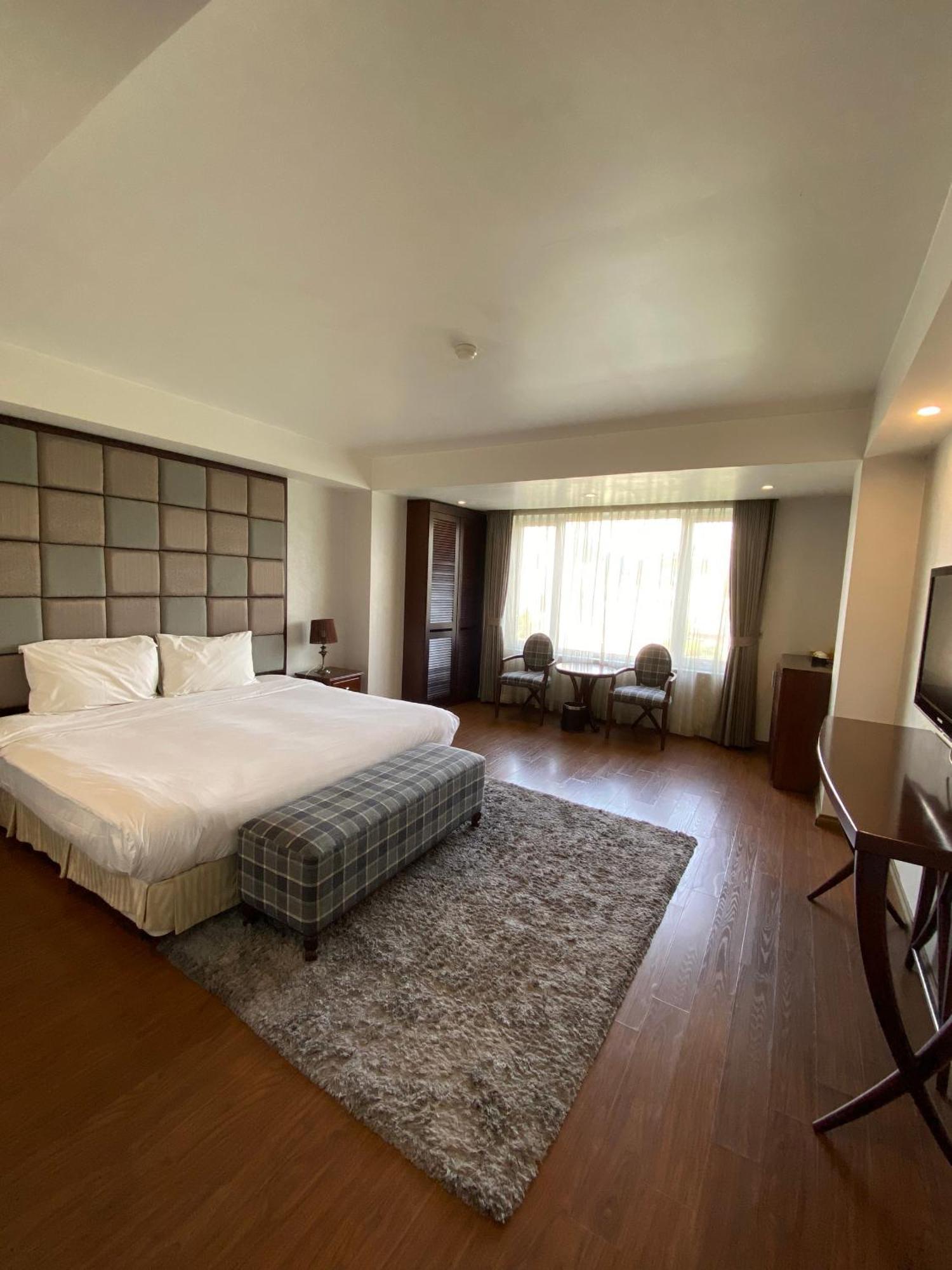 Dragon Boutique Hotel 3*