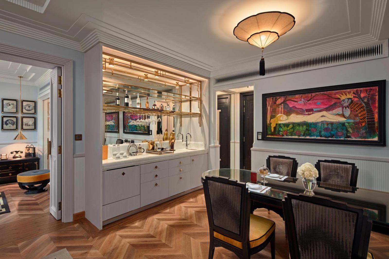 Hotel Capella Hanoi