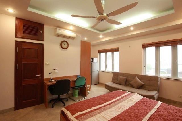 Apartment Filled With Nature Light Near The Opera House Ho Day Du Tien Nghi Co Thang Gan Nha Lon
