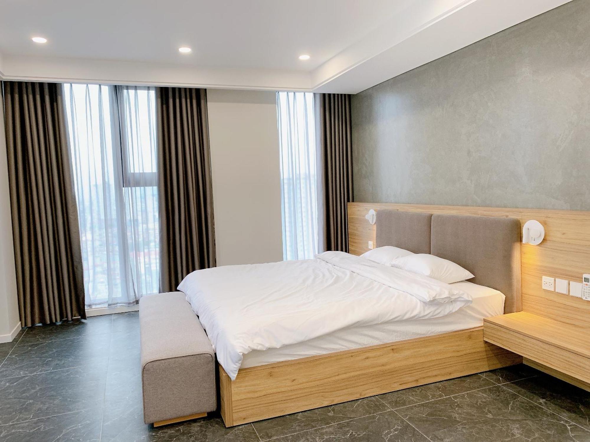 Tsq Apartment
