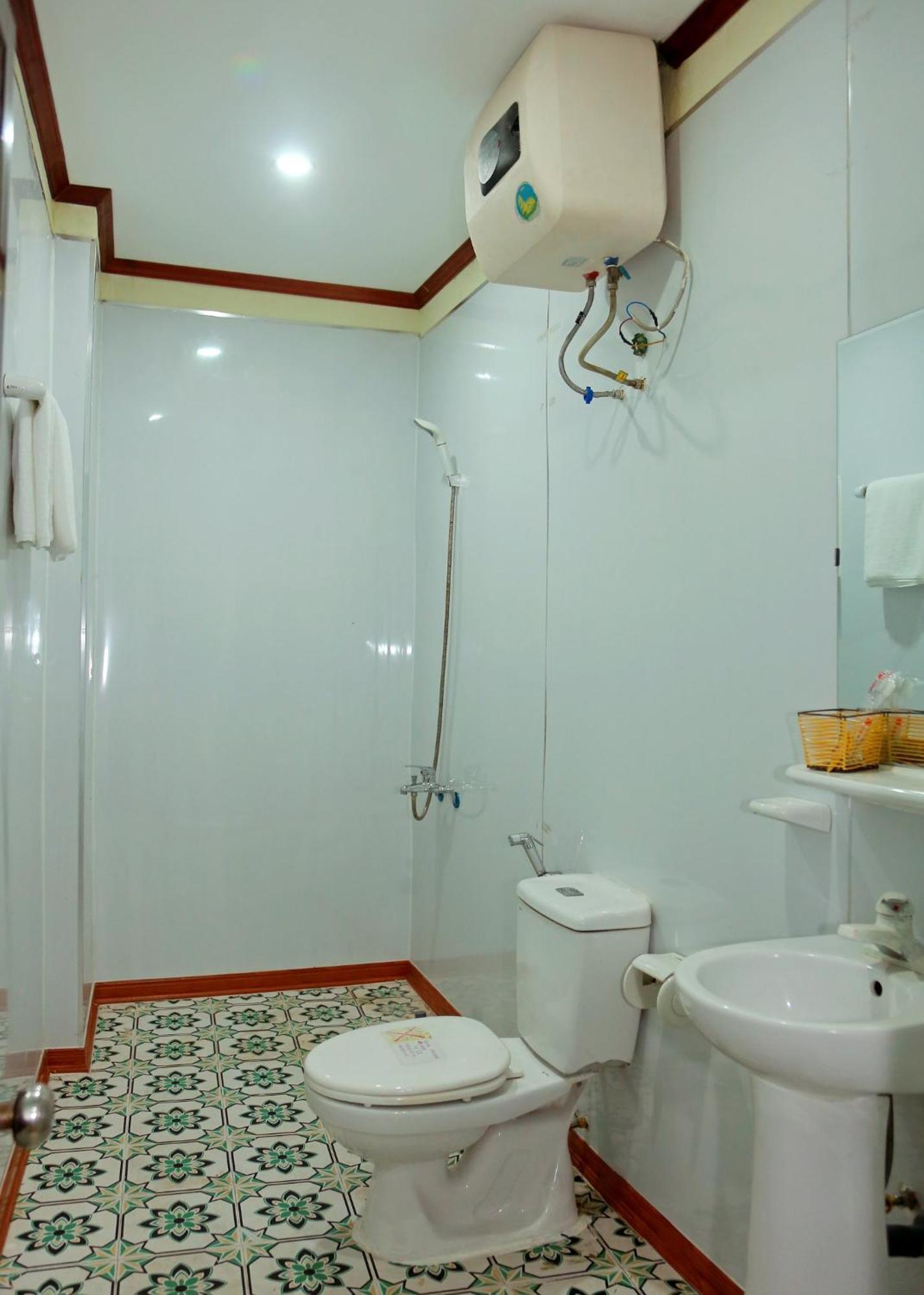 Tuan Hotel 3*
