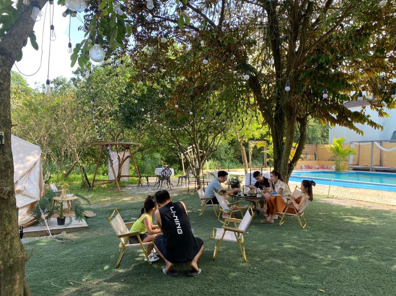 Veque Farm 08. Farm Nuoi Tho, Be Boi, Bi-a, Bbq San Vuon, Karaoke, Nha Hang, Tra Chieu Mien Phi.