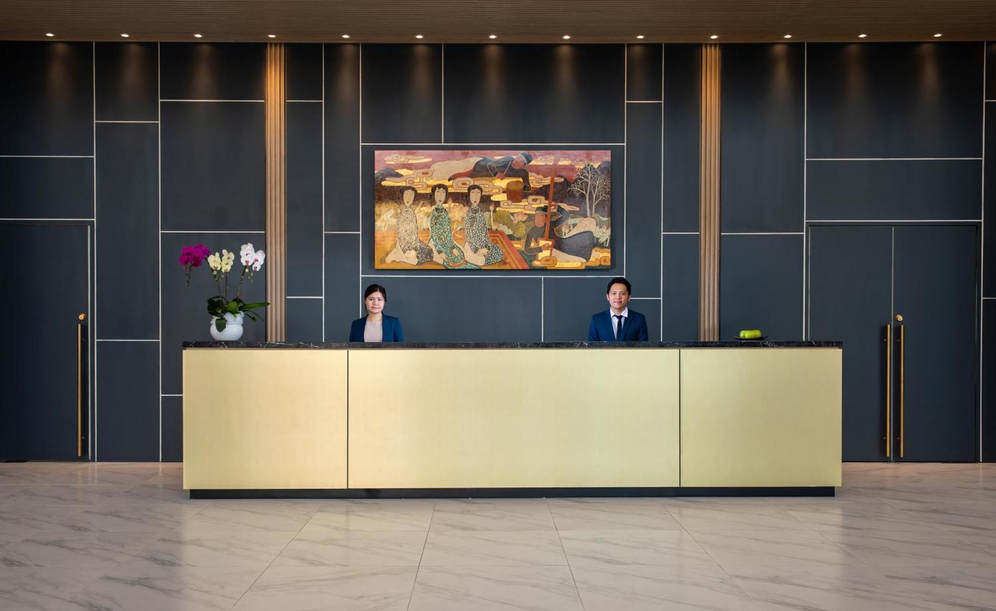 Pentstudio_5stars_westlake_luxury * Hanoi