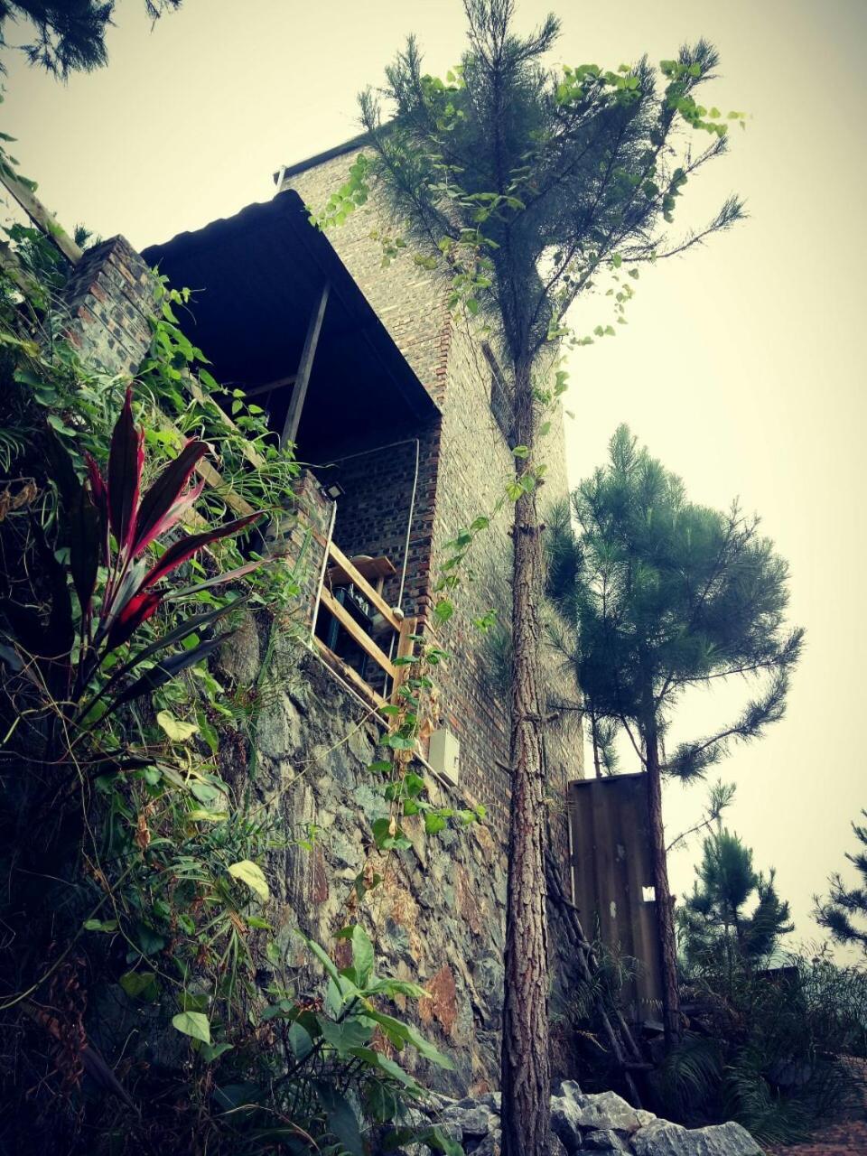 Gisy Water Tower *