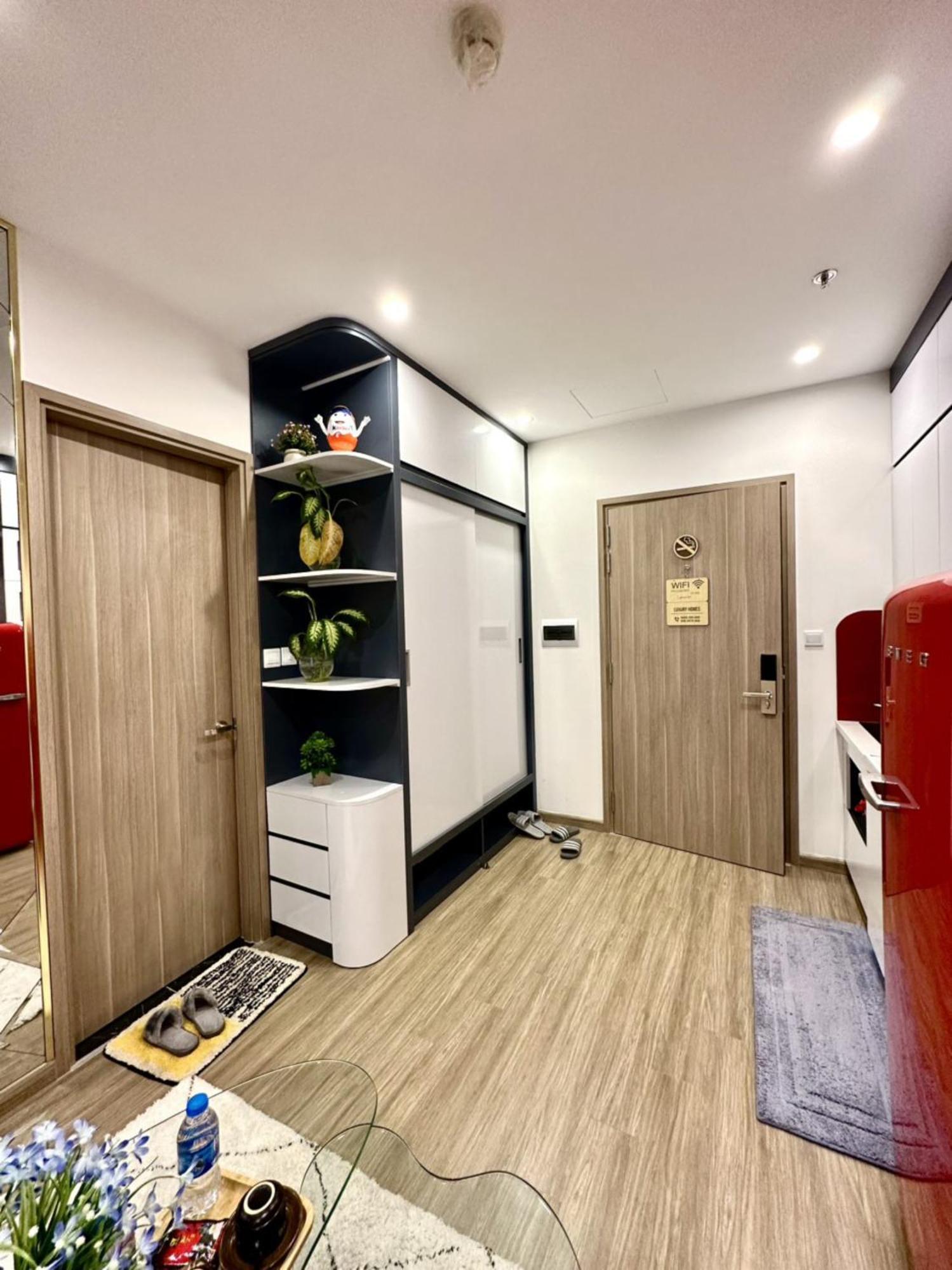 Smart - Vinhomes Tu Liem Ha Noi Apartment