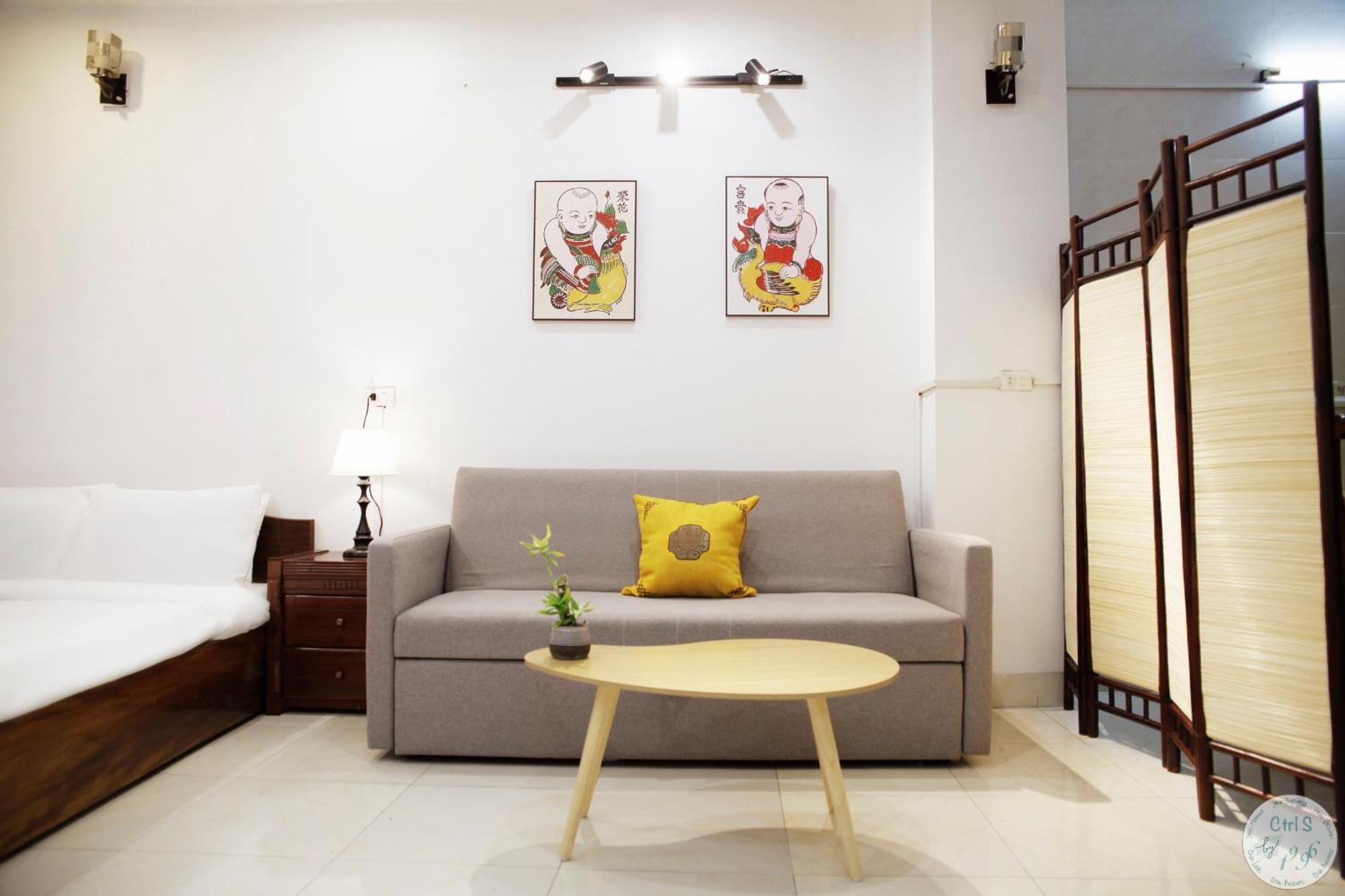 Apartment The Center Gem: Lakeside Retreat At Hoan Kiem Hanoi