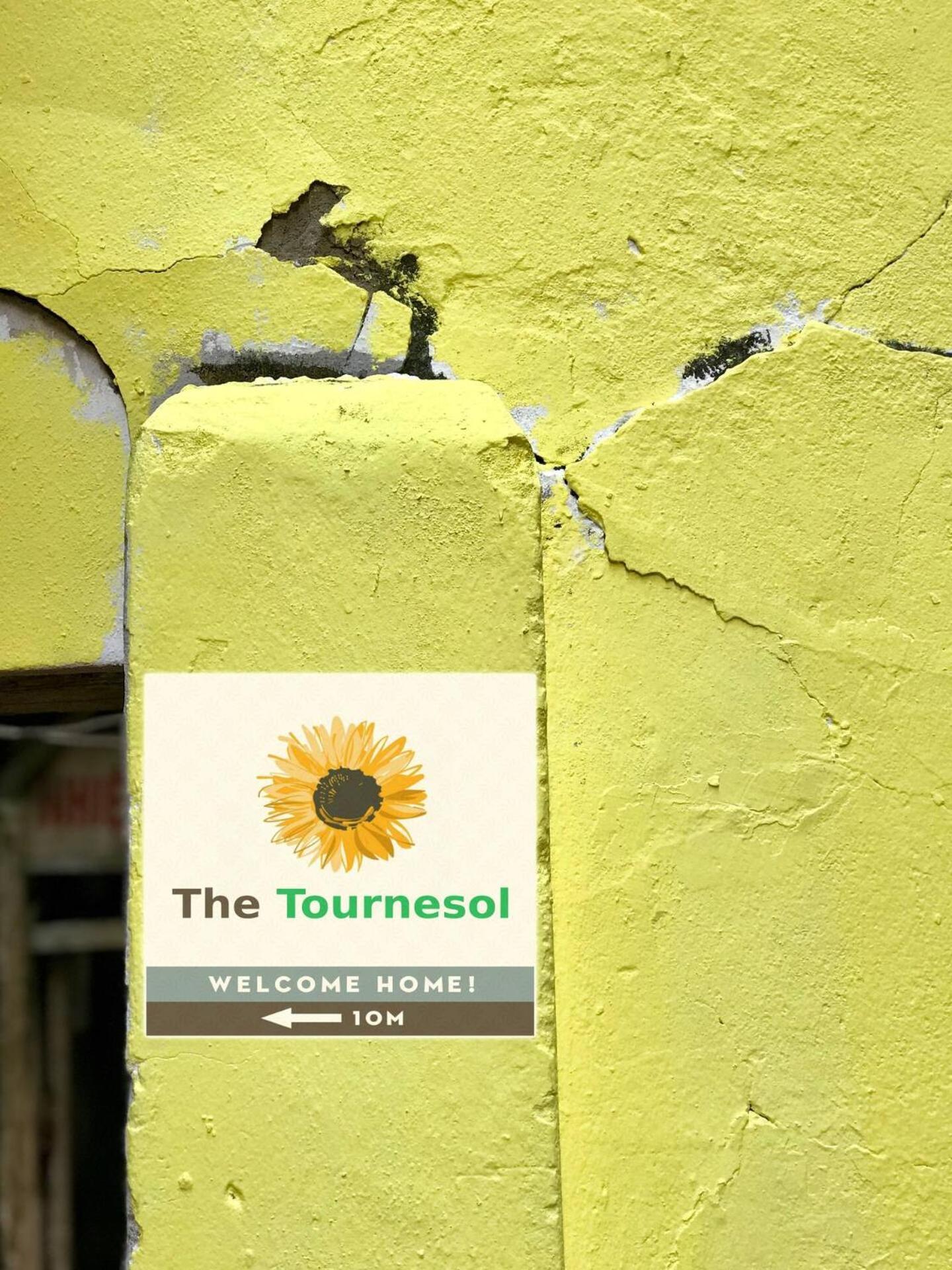 Homestay Location 3-4-5 Bedrooms House In Centre Of Ha Noi - Clean, Cozy And Private - The Tournesol Hanoi