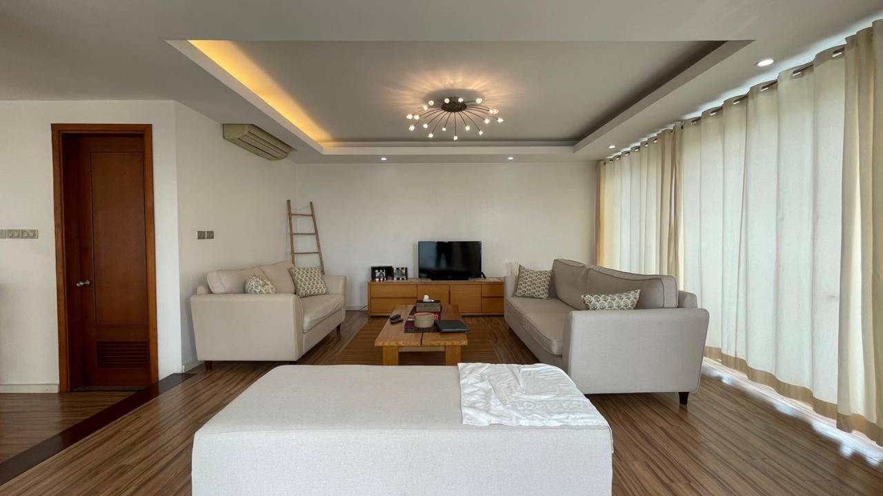 Ho Ba Mau Lilyhome * Hanoi
