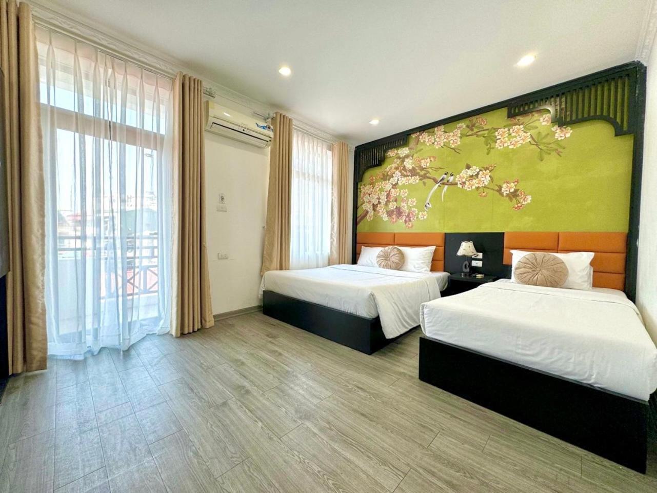Elpis 3* Hanoi