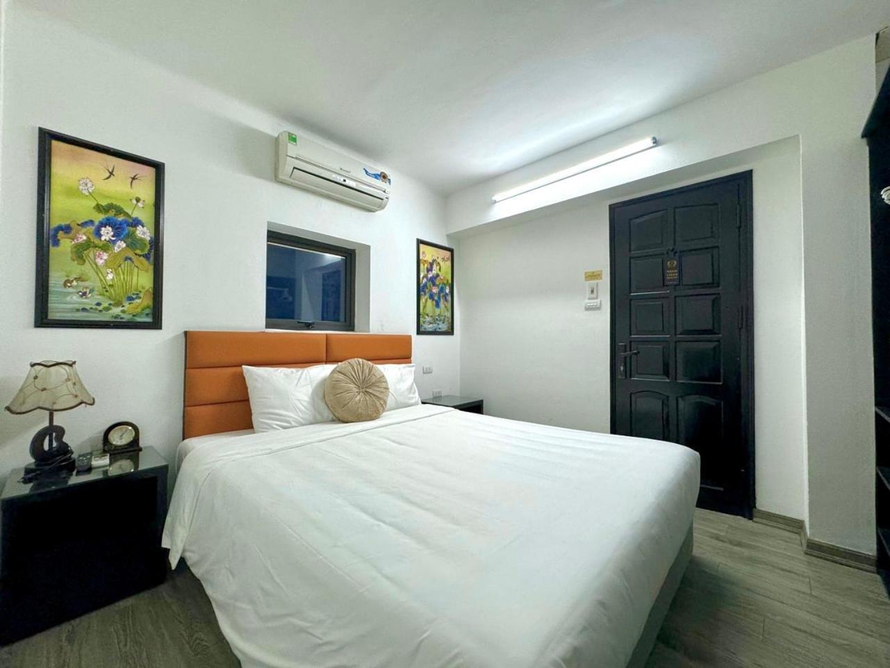Elpis Hotel
