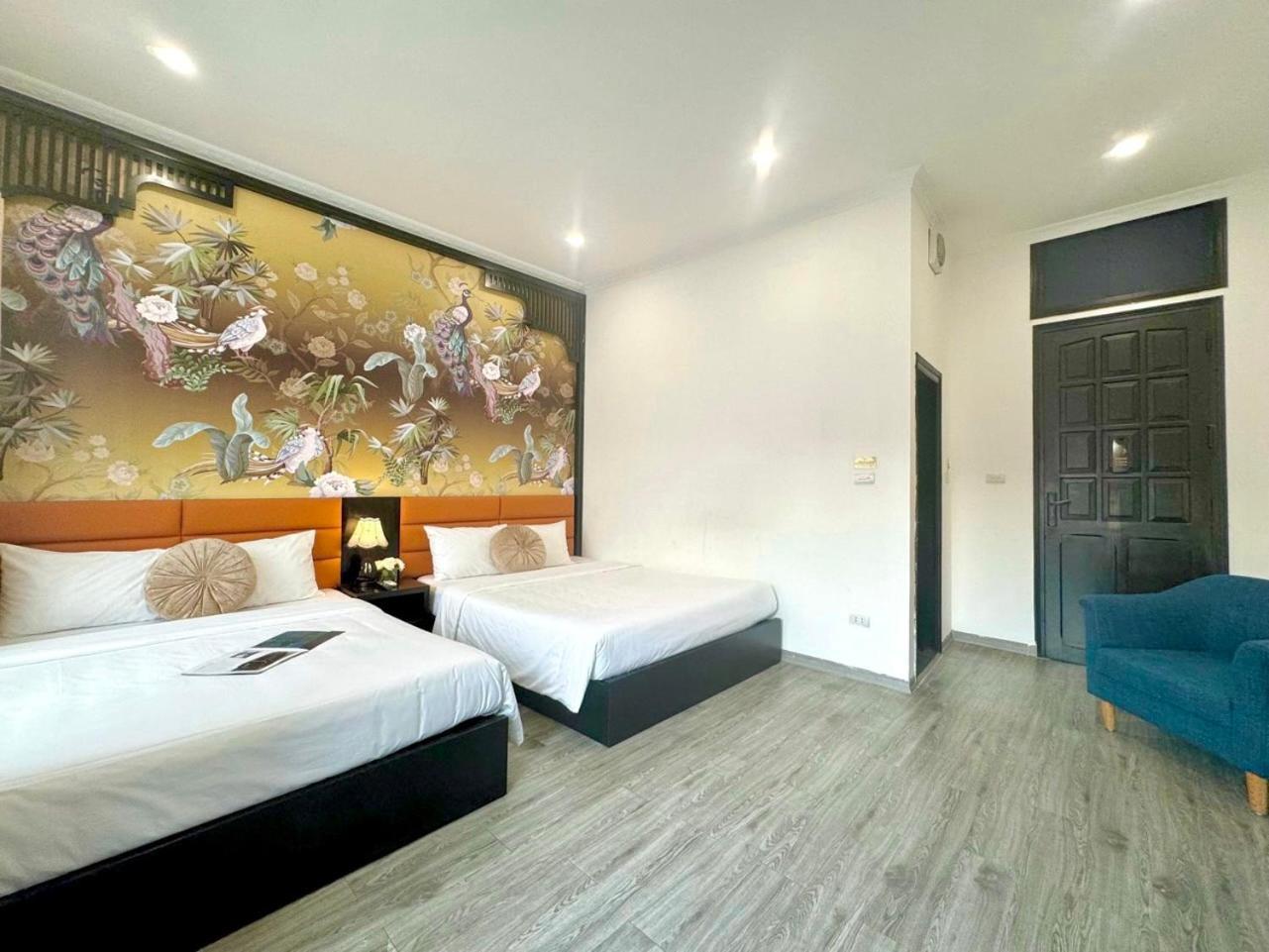 Elpis Hotel