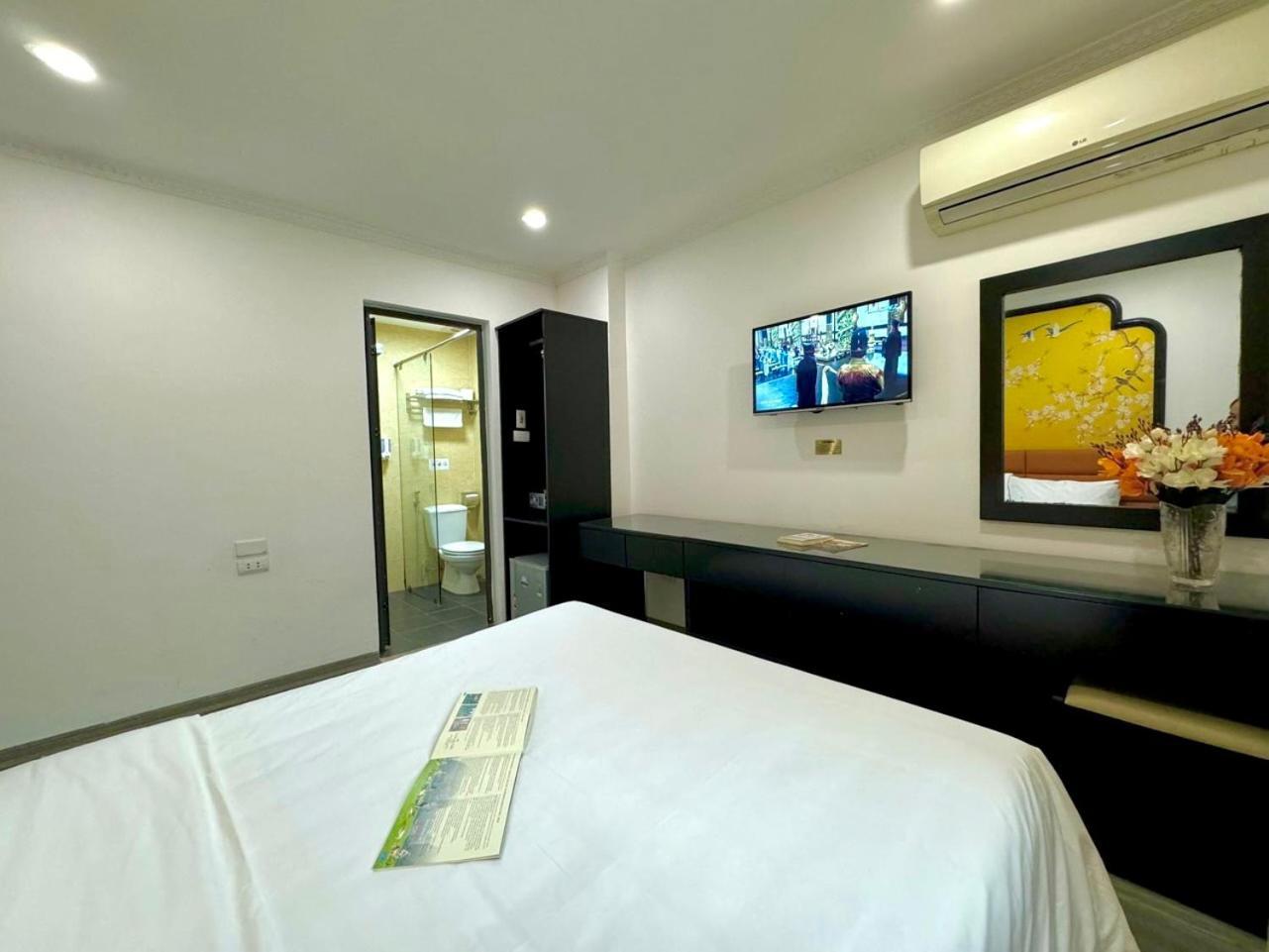 Elpis Hotel 3*