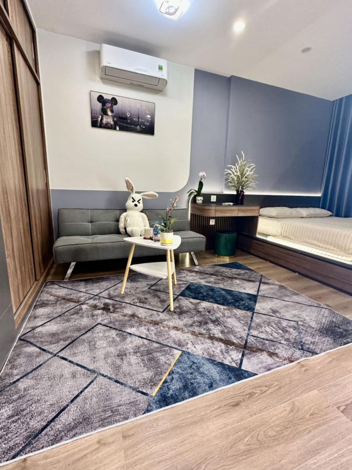 Smart - Vinhomes Tu Liem Ha Noi Apartment *