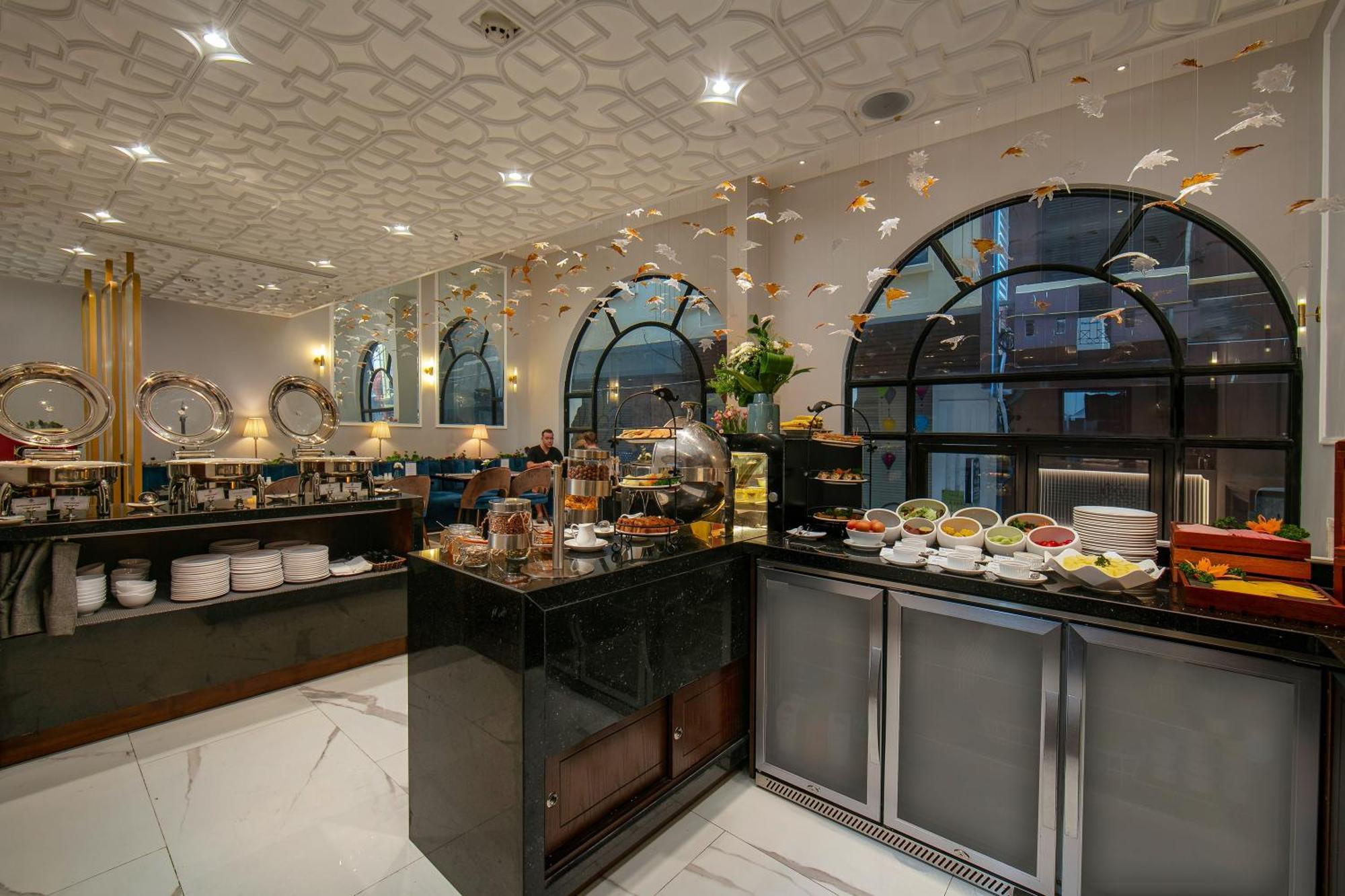 Allure Hotel Hanoi