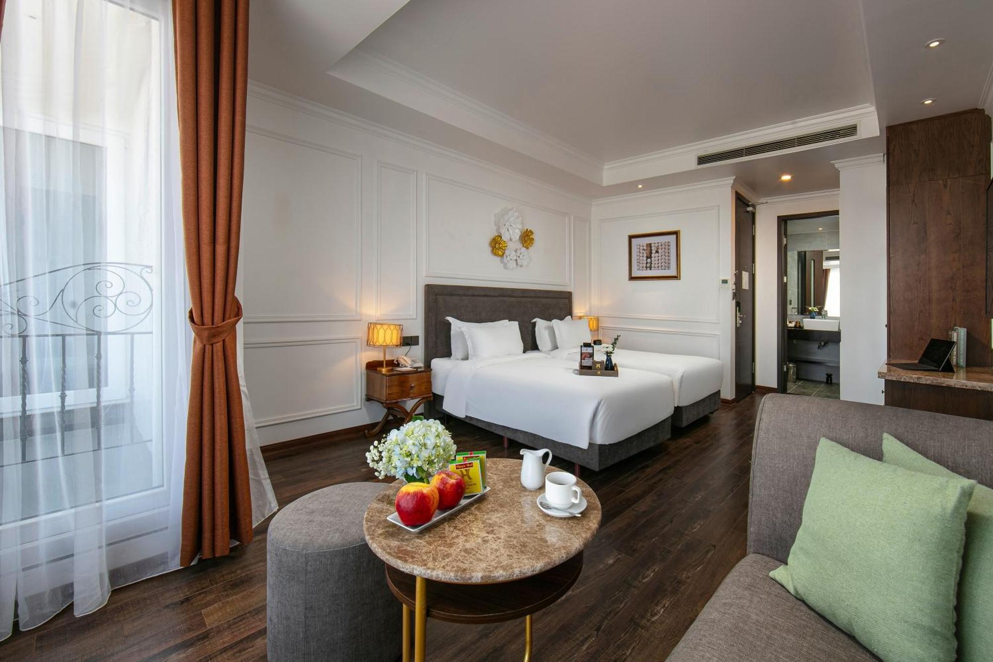 Allure Hotel 4*