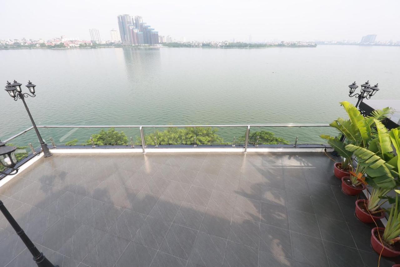 Ii Hanoi