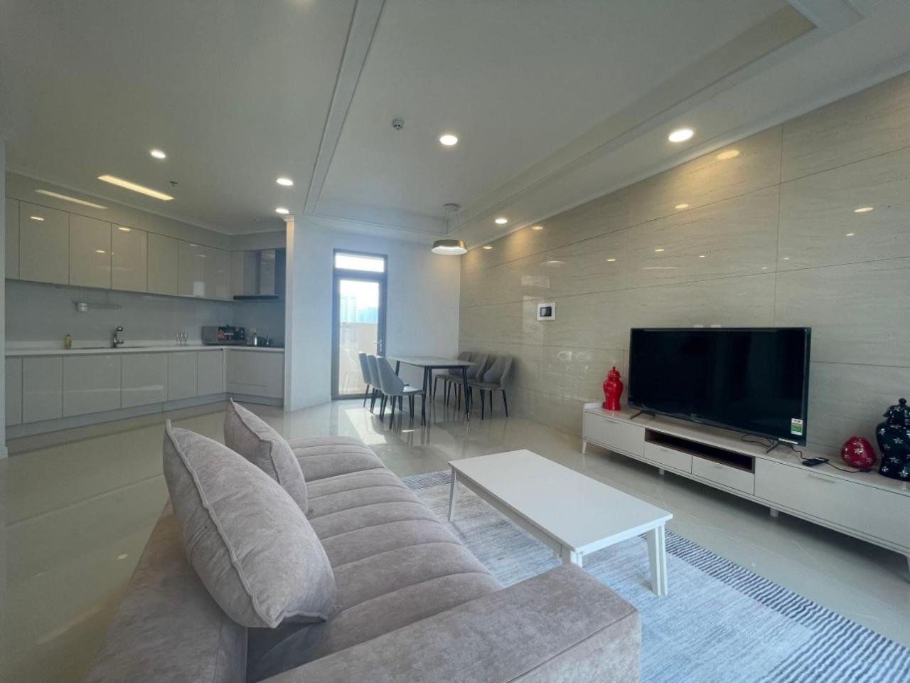 Luxury Bedrooms In Starlake Daewoo Ho Tay Hanoi