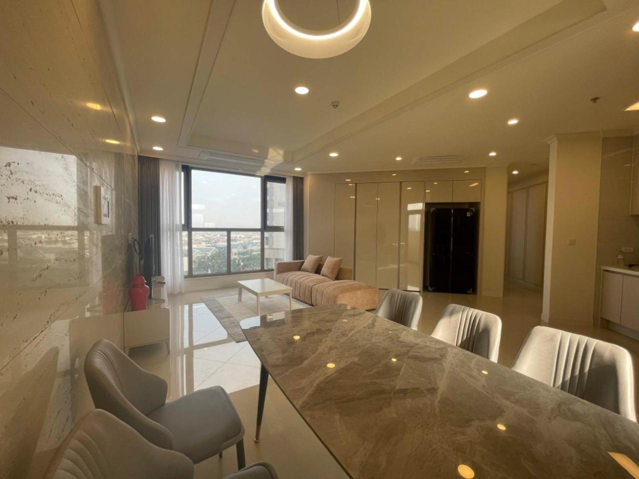 Luxury Bedrooms In Starlake Daewoo Ho Tay *