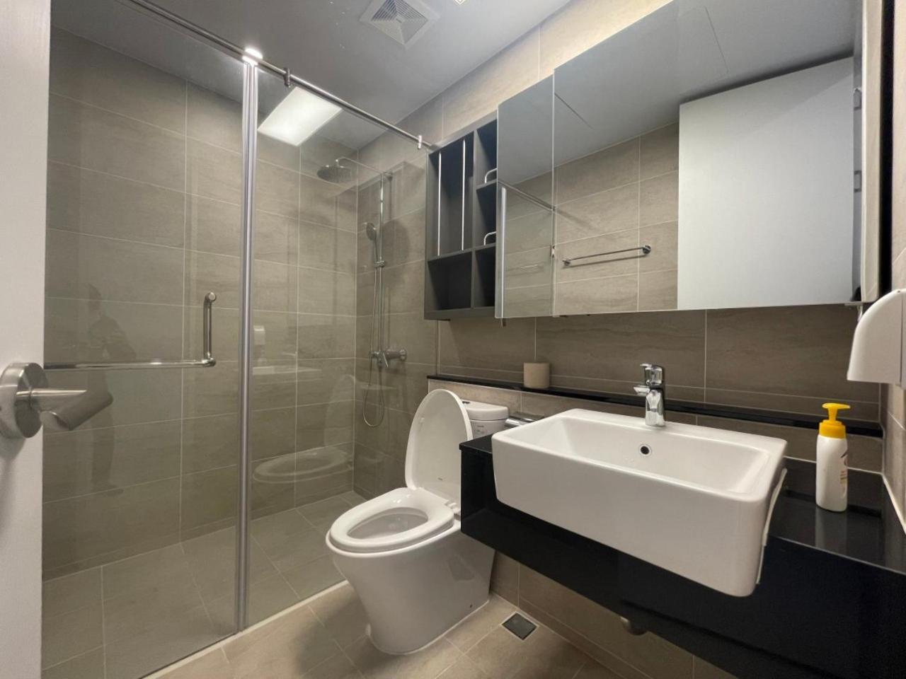 Apartment Luxury Bedrooms In Starlake Daewoo Ho Tay *