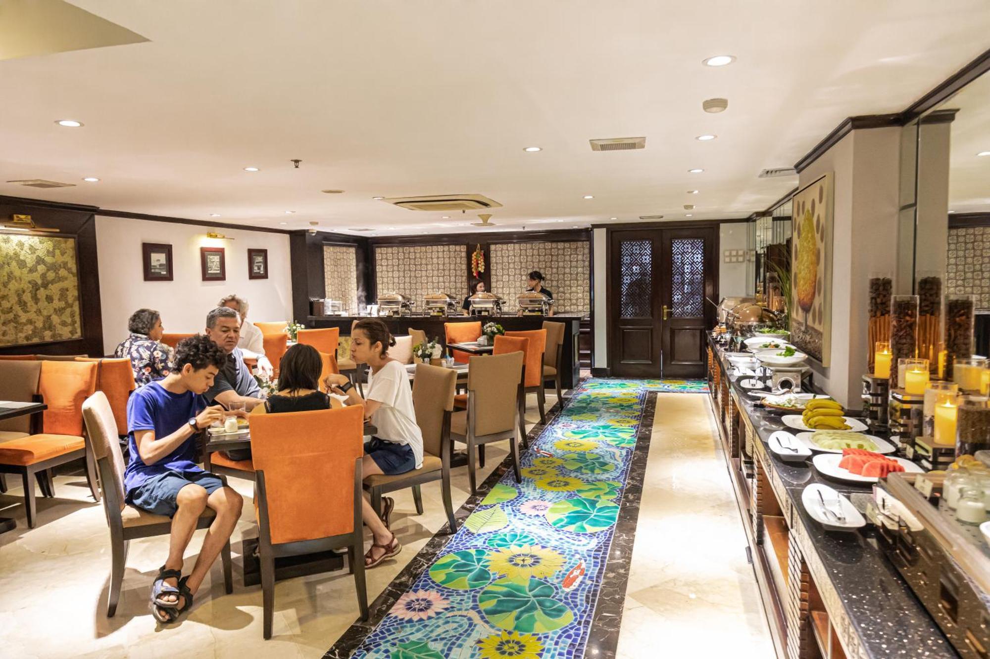 Golden Lotus Luxury 4* Hanoi