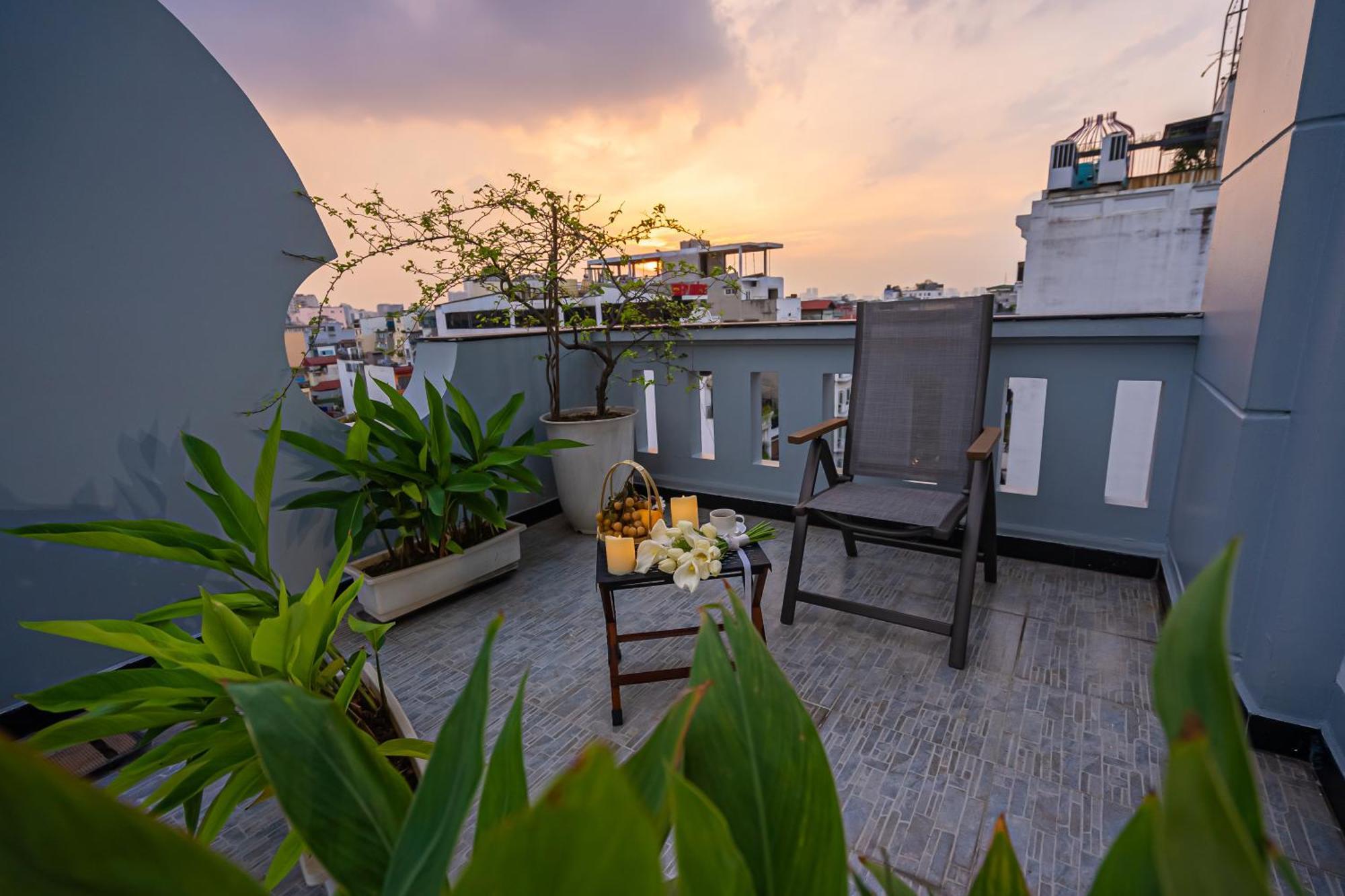 Golden Lotus Luxury
