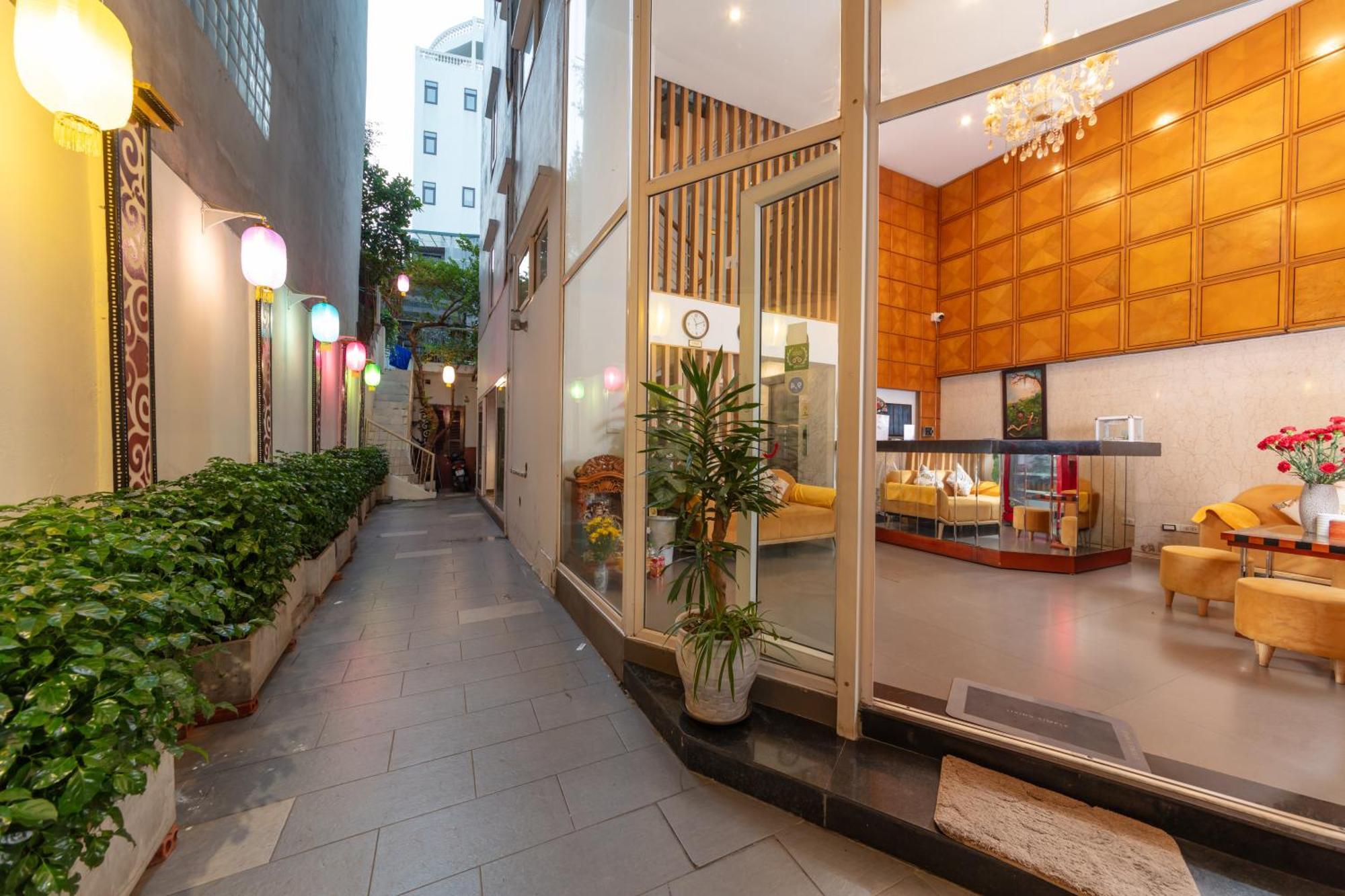 Hotel Golden Sunshine And Travel Hanoi