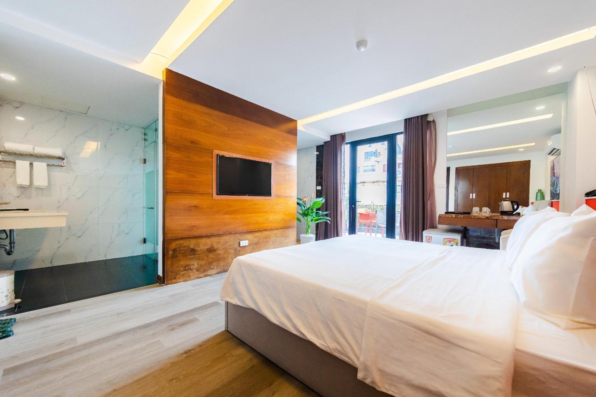 Night Hotel 3*