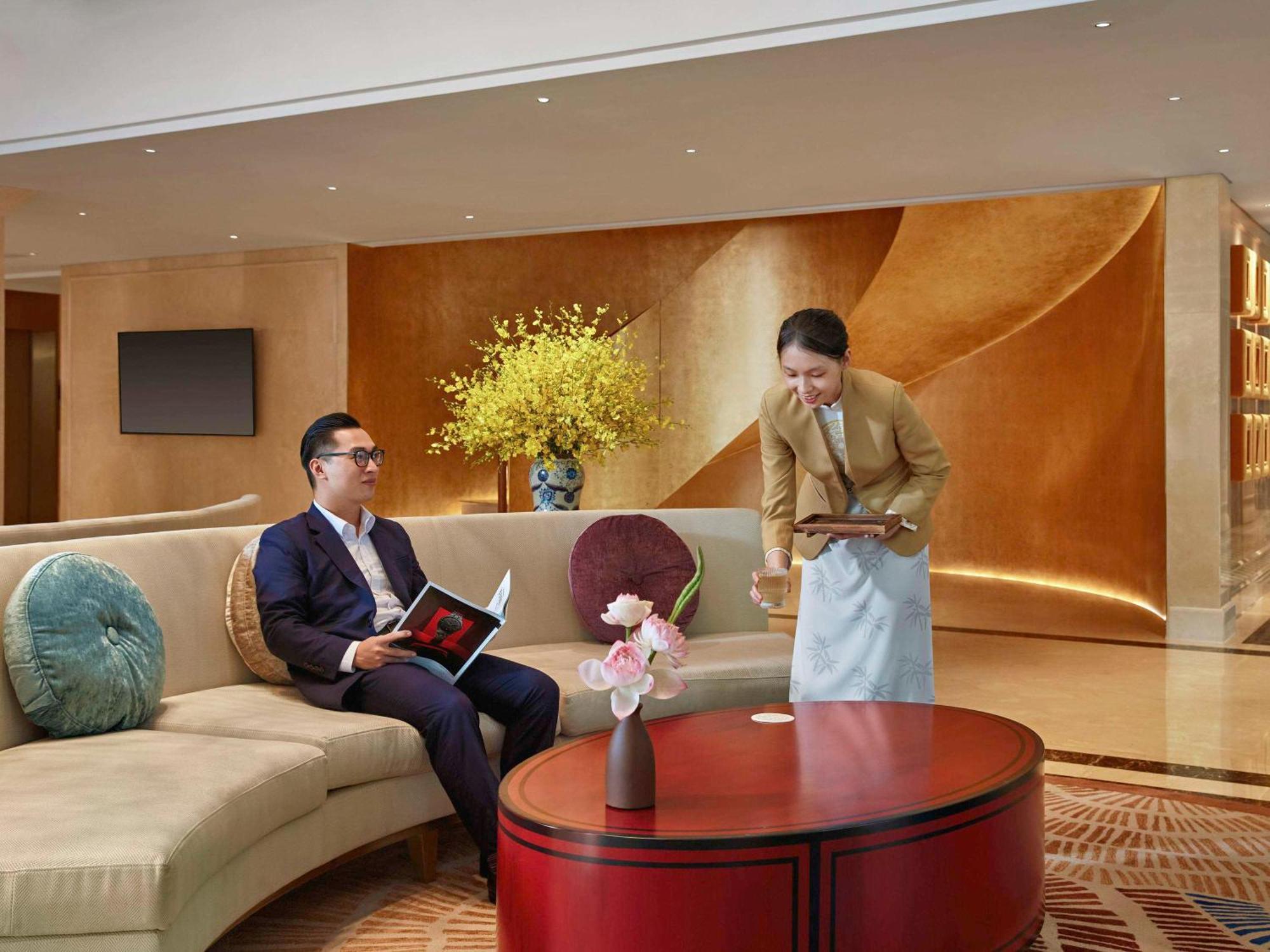Grand Mercure Hotel
