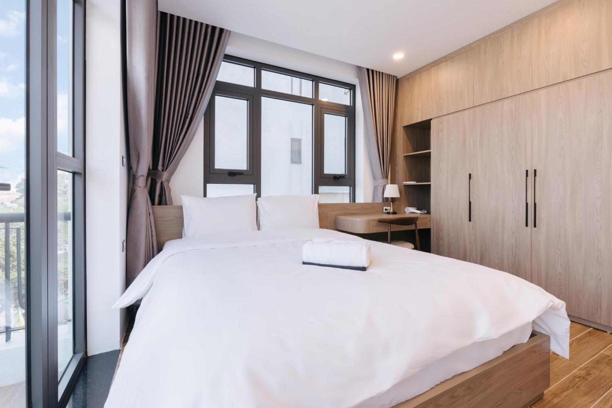 Westlake Emerald Hotel 3*