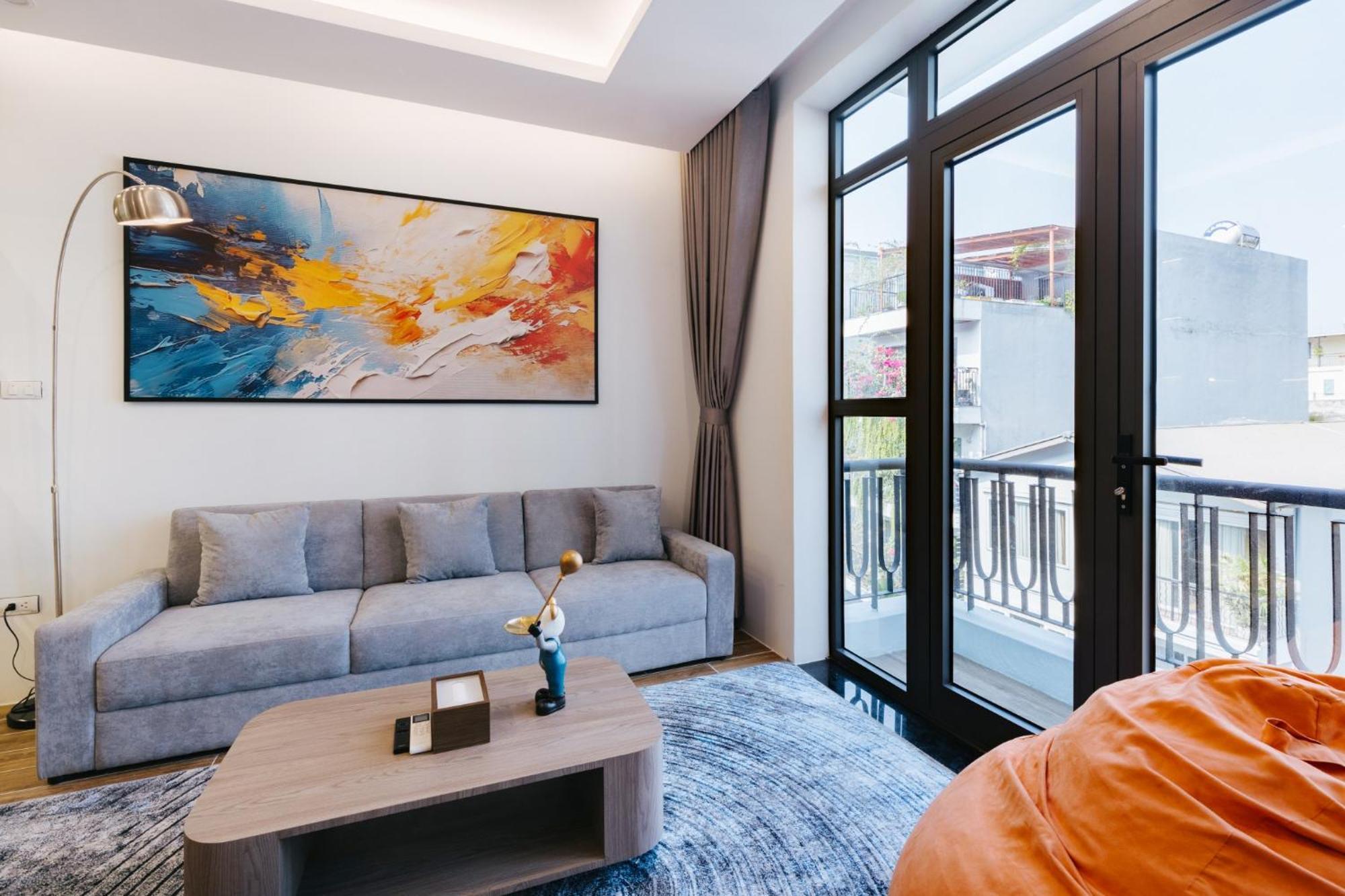 Hotel Westlake Emerald