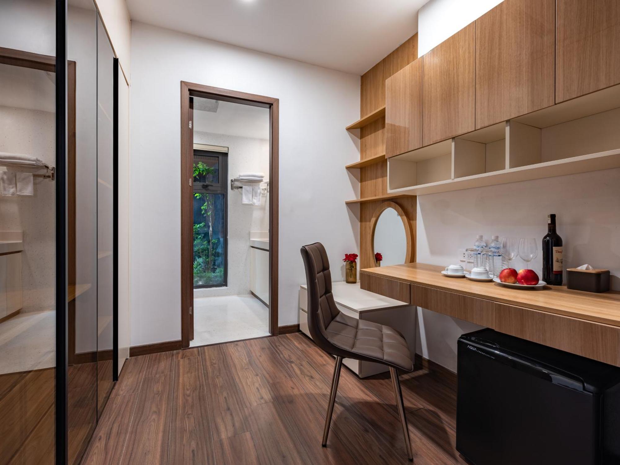 Moonlight Tay Ho Apartment Hanoi