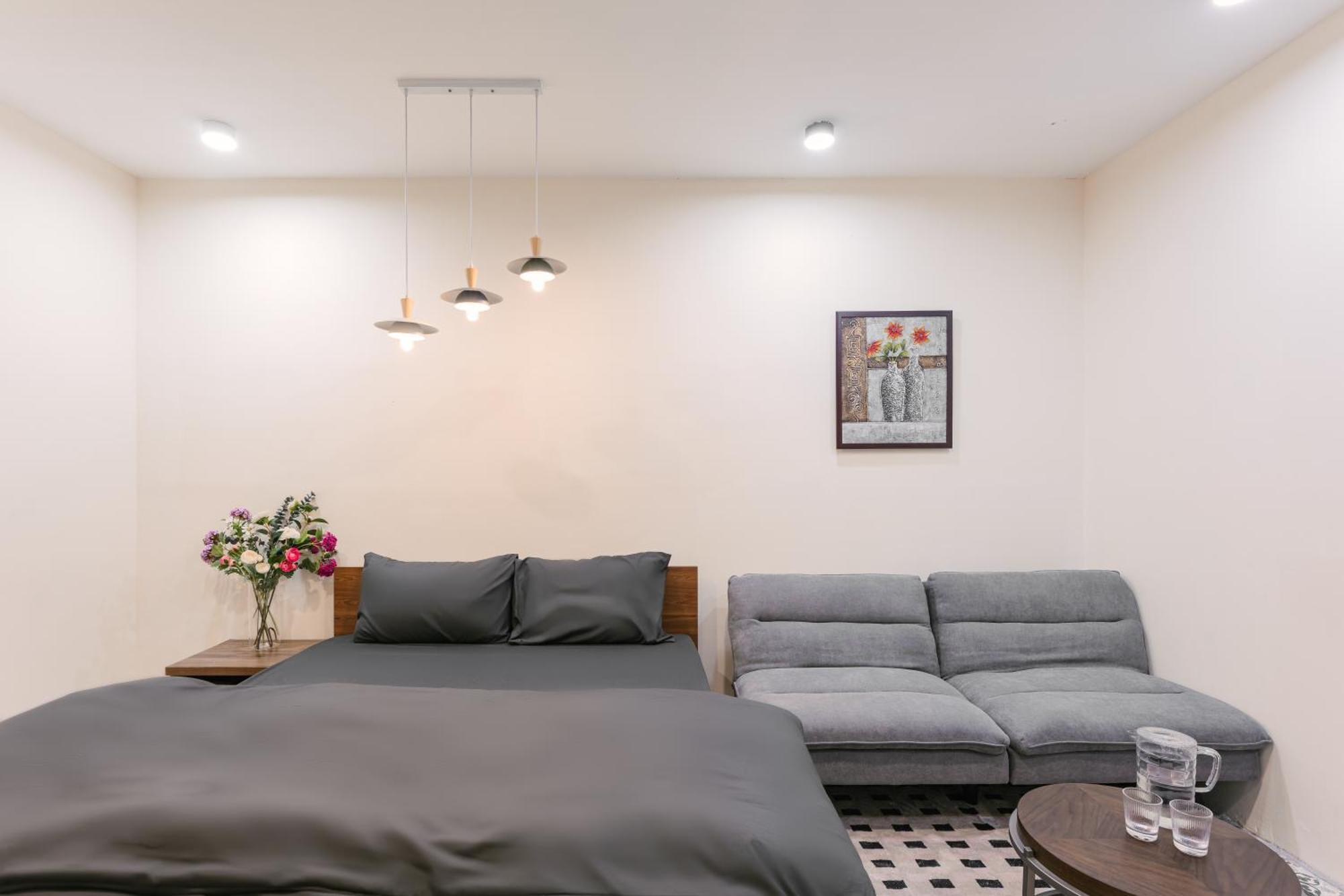 Apartment Delapong Homestay - 50m To Hoan Kiem Lake Hanoi