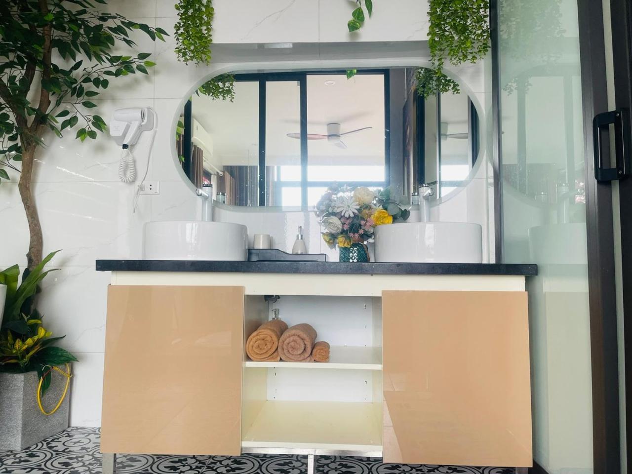Apartment N&d Happy House- - Phong Tieu Chuan Khach San, Bep Nau Va Nha Ve Sinh Trong Khuon Vien
