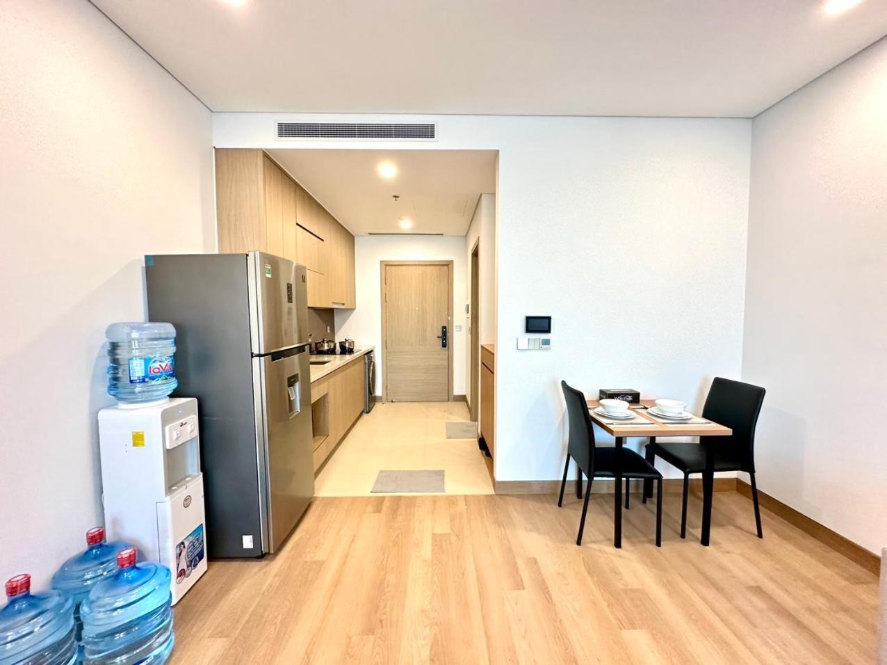 Lancaster Luminaire - 1152 Lang Street Apartment