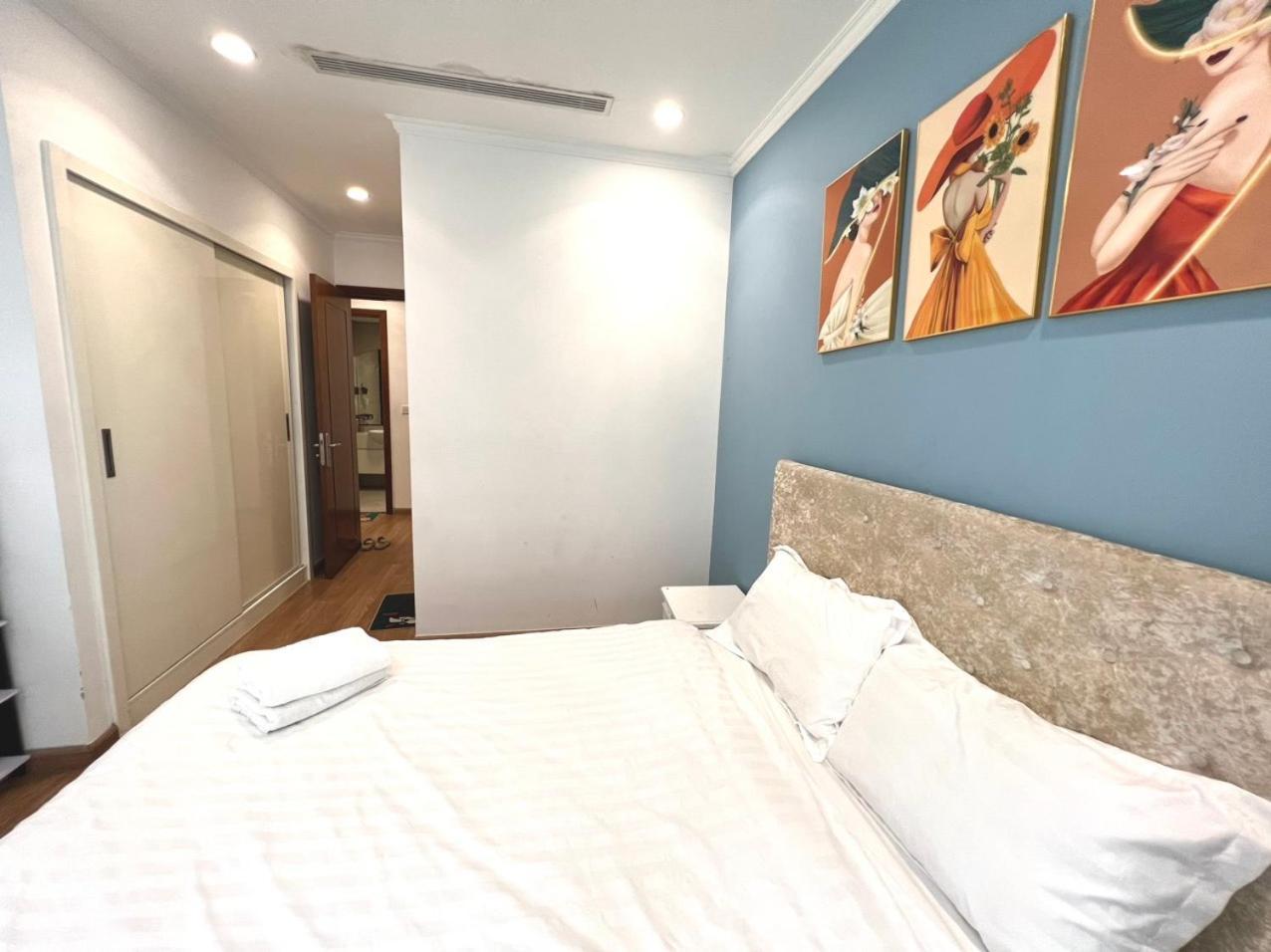 Bom Homes- Vinhomes Times City- 2br- Park Hill Apartment