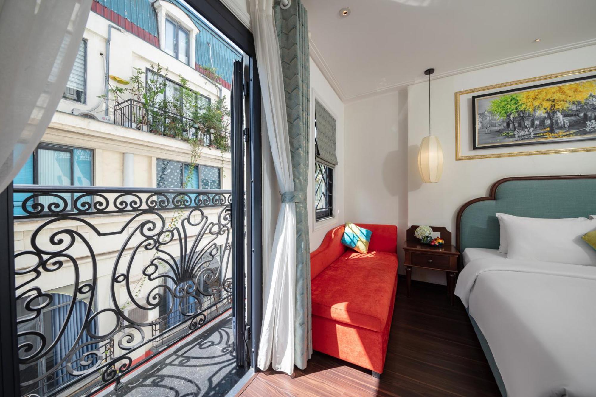 Hotel Calista &
